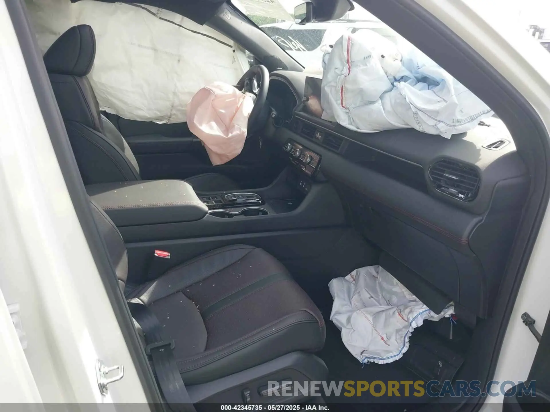 5 Photograph of a damaged car 5FNYG1H90SB128783 HONDA PILOT 2025