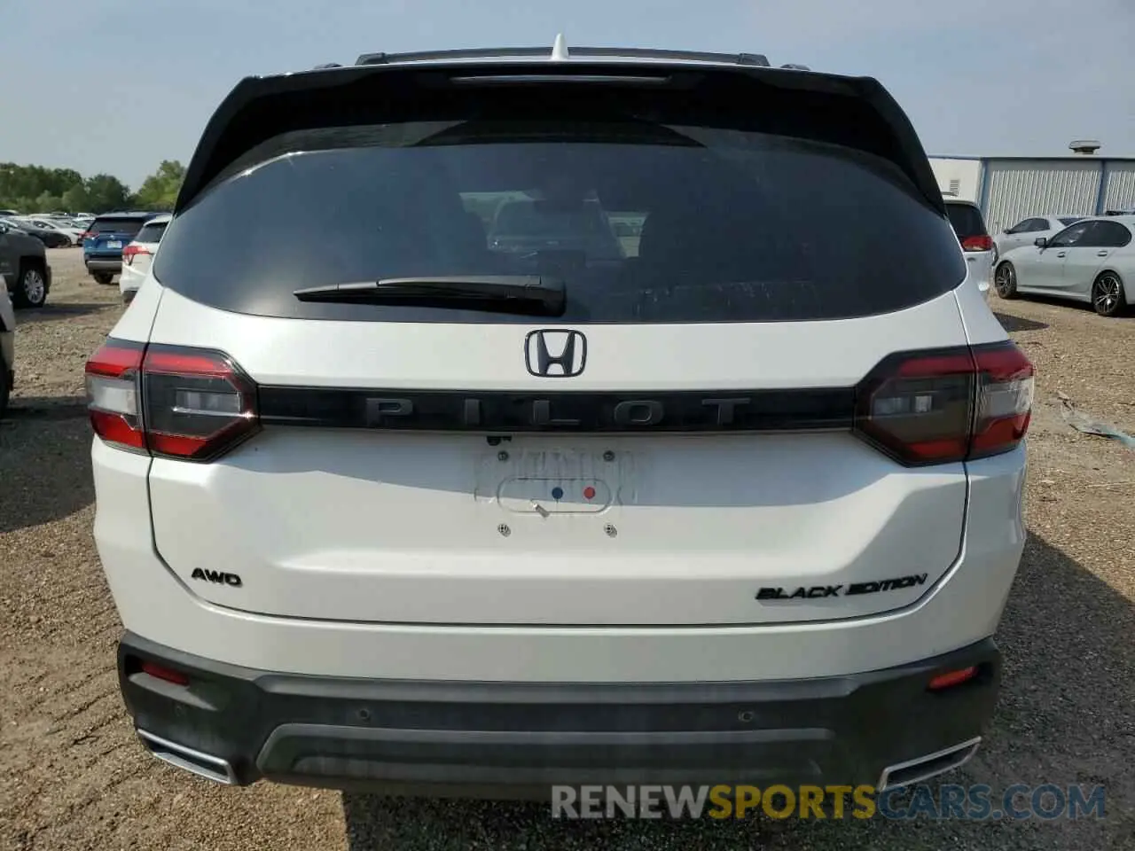 6 Photograph of a damaged car 5FNYG1H91SB037702 HONDA PILOT 2025