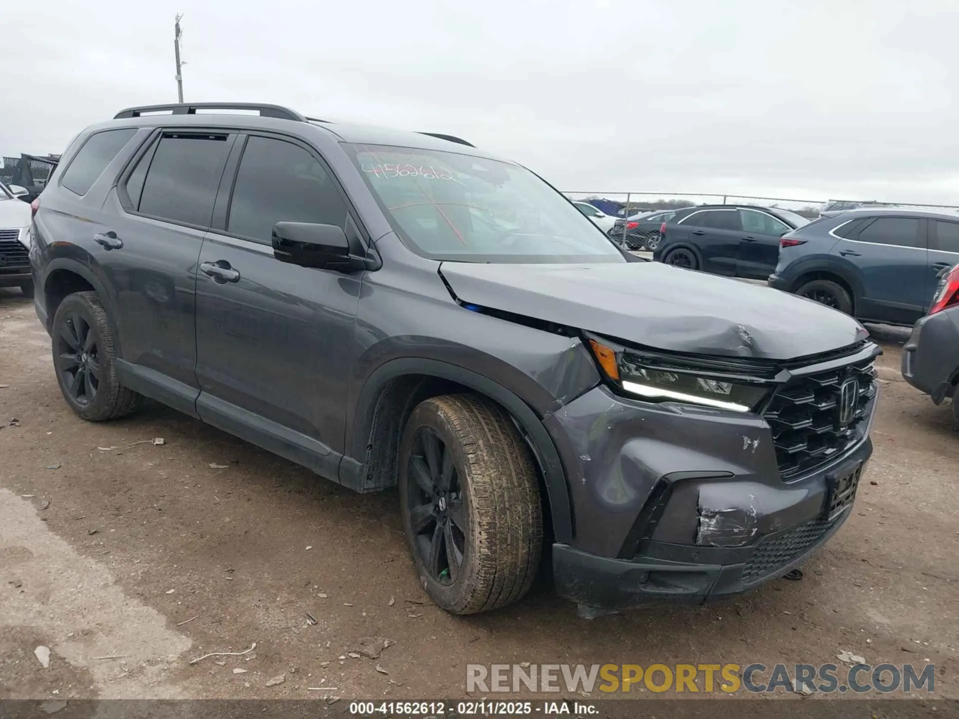 1 Photograph of a damaged car 5FNYG1H95SB040182 HONDA PILOT 2025