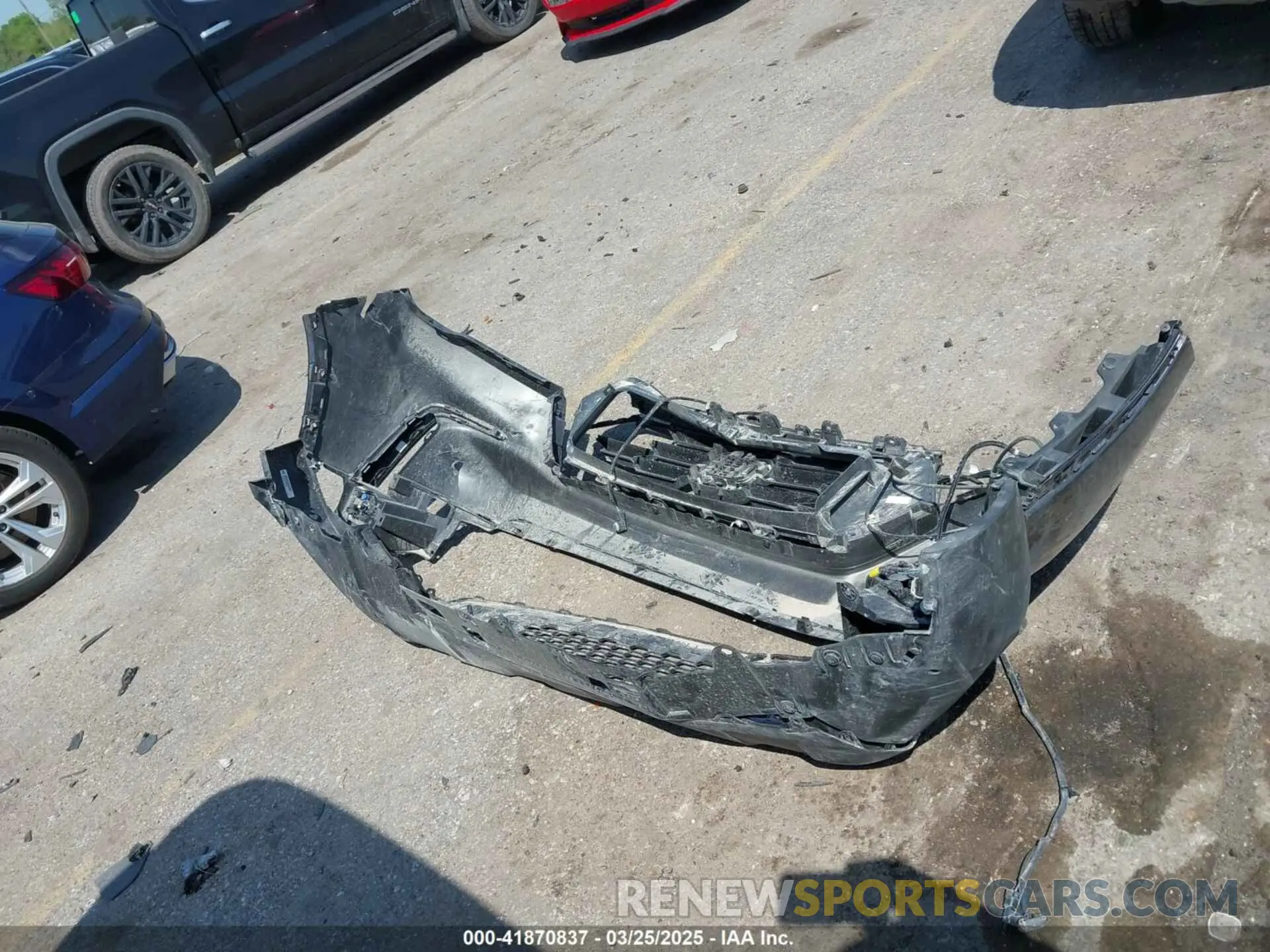 11 Photograph of a damaged car 5FNYG1H95SB053594 HONDA PILOT 2025