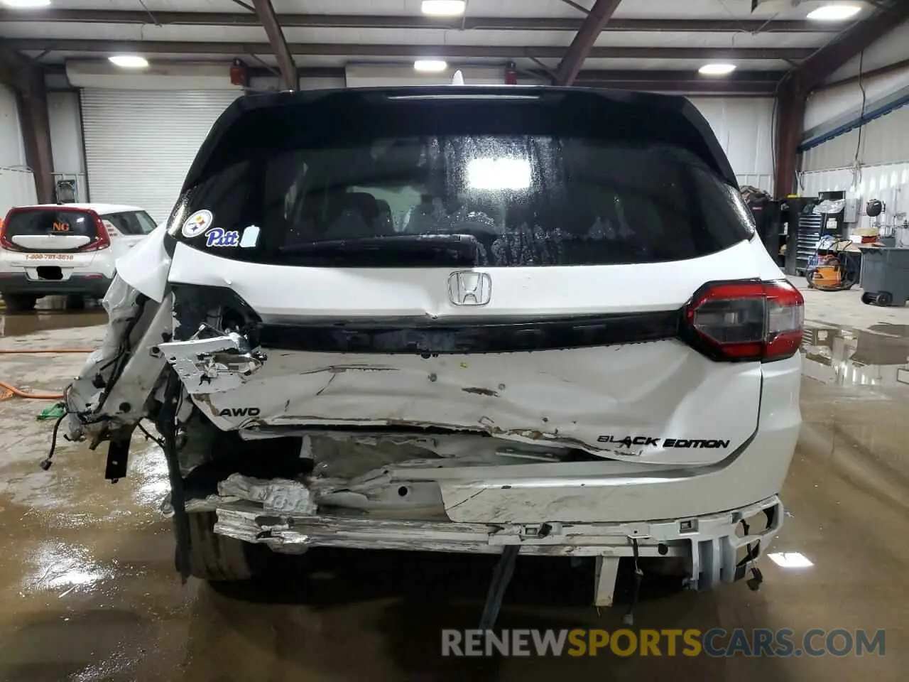 6 Photograph of a damaged car 5FNYG1H97SB044816 HONDA PILOT 2025
