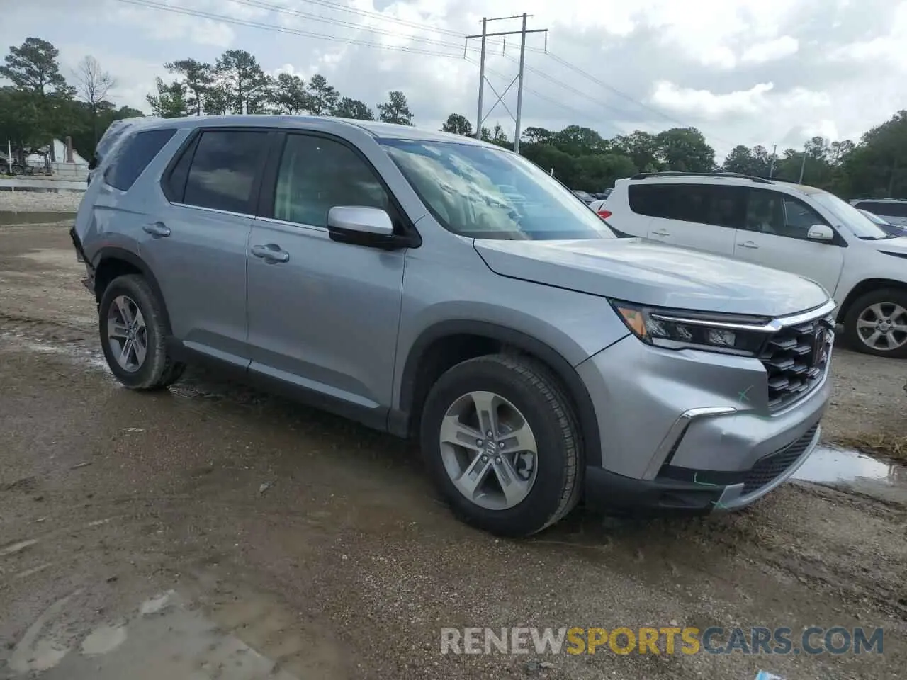4 Photograph of a damaged car 5FNYG2H41SB023468 HONDA PILOT 2025