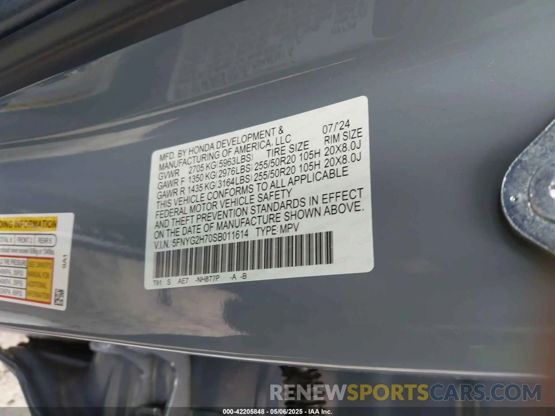 9 Photograph of a damaged car 5FNYG2H70SB011614 HONDA PILOT 2025