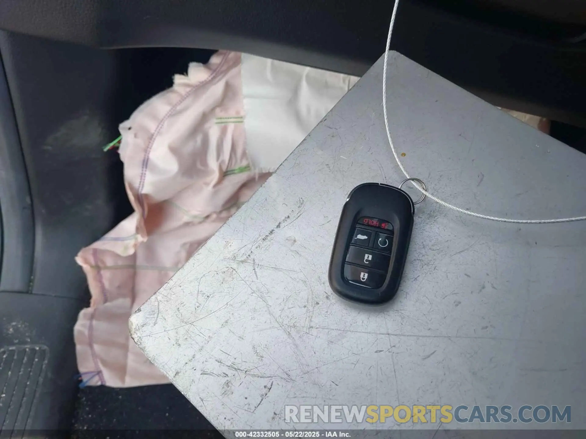 11 Photograph of a damaged car 5FNYG2H72SB014420 HONDA PILOT 2025