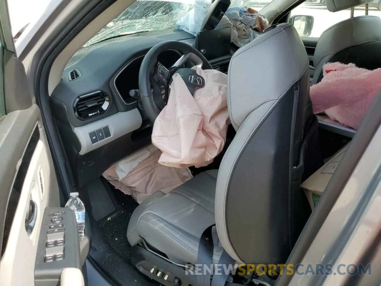 8 Photograph of a damaged car 5FNYG2H76SB014193 HONDA PILOT 2025