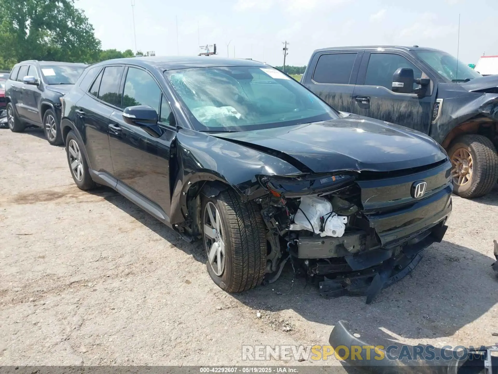 1 Photograph of a damaged car 3GPKHURM2RS537892 HONDA PROLOGUE 2024