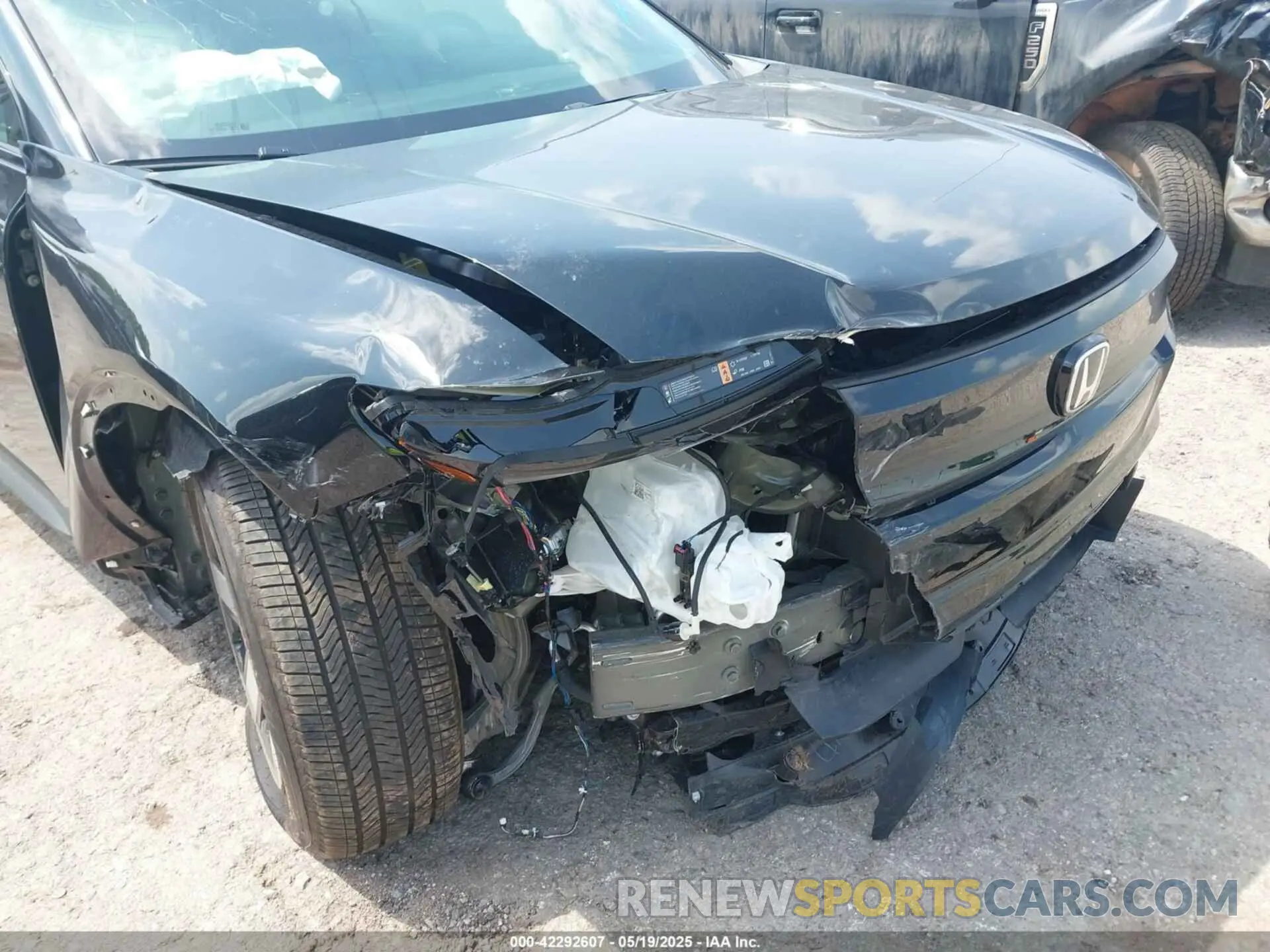 6 Photograph of a damaged car 3GPKHURM2RS537892 HONDA PROLOGUE 2024