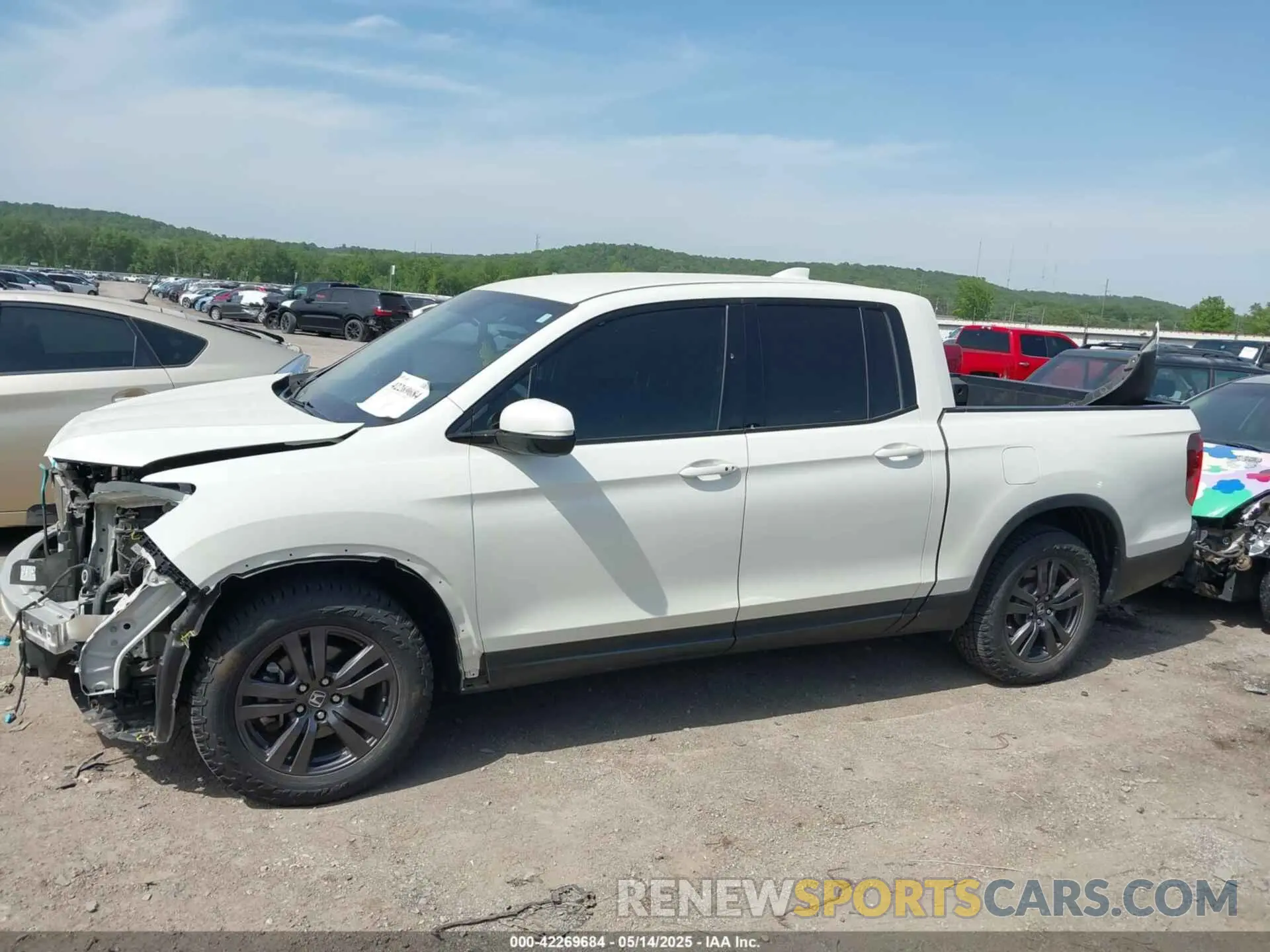 14 Photograph of a damaged car 5FPYK2F18KB001076 HONDA RIDGELINE 2019