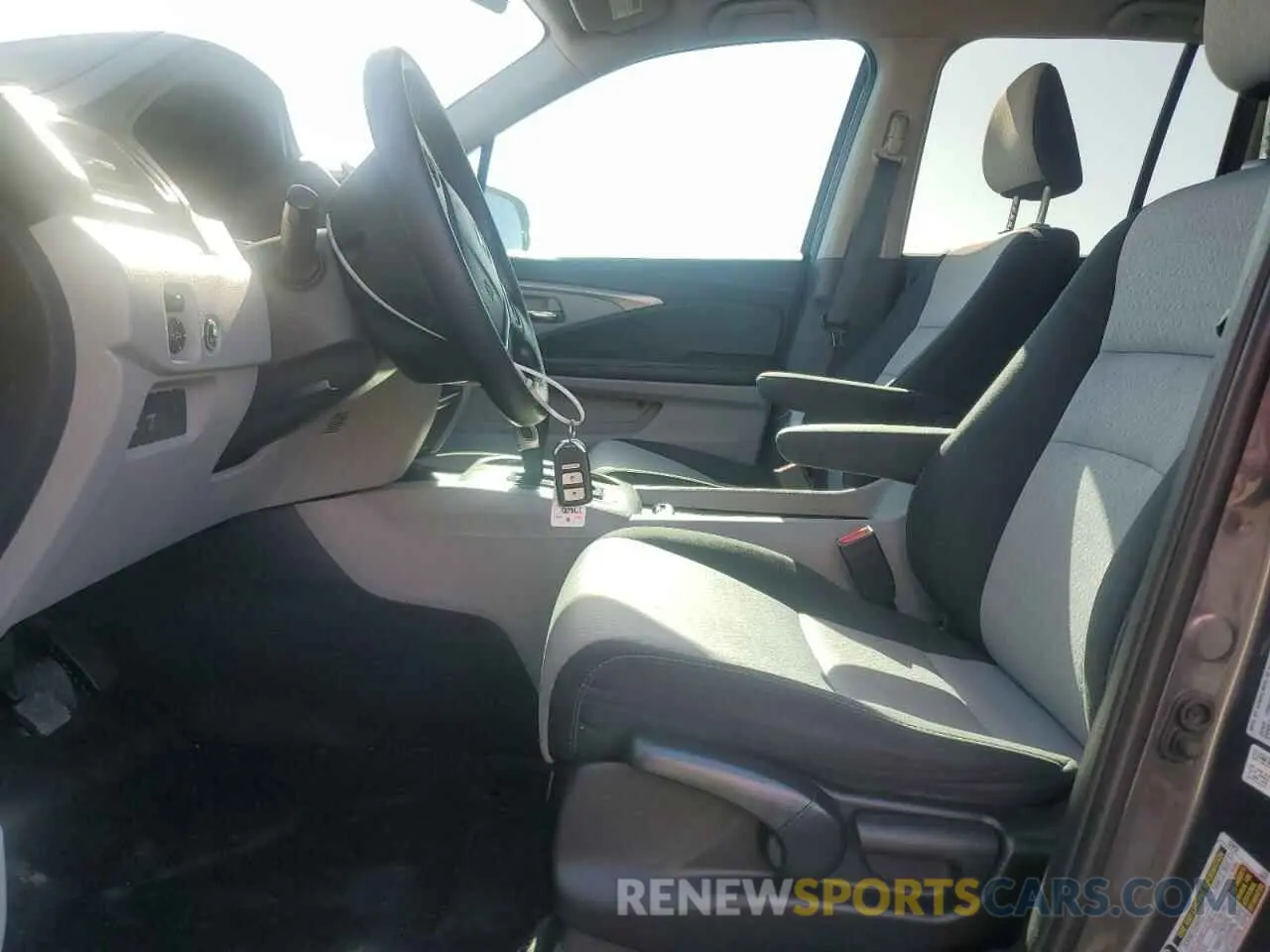 7 Photograph of a damaged car 5FPYK2F25KB006082 HONDA RIDGELINE 2019