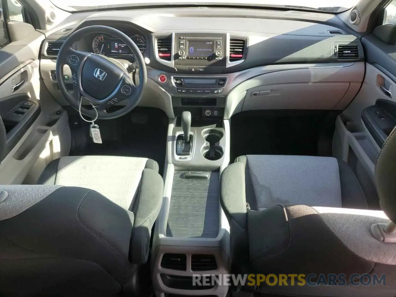 8 Photograph of a damaged car 5FPYK2F25KB006082 HONDA RIDGELINE 2019