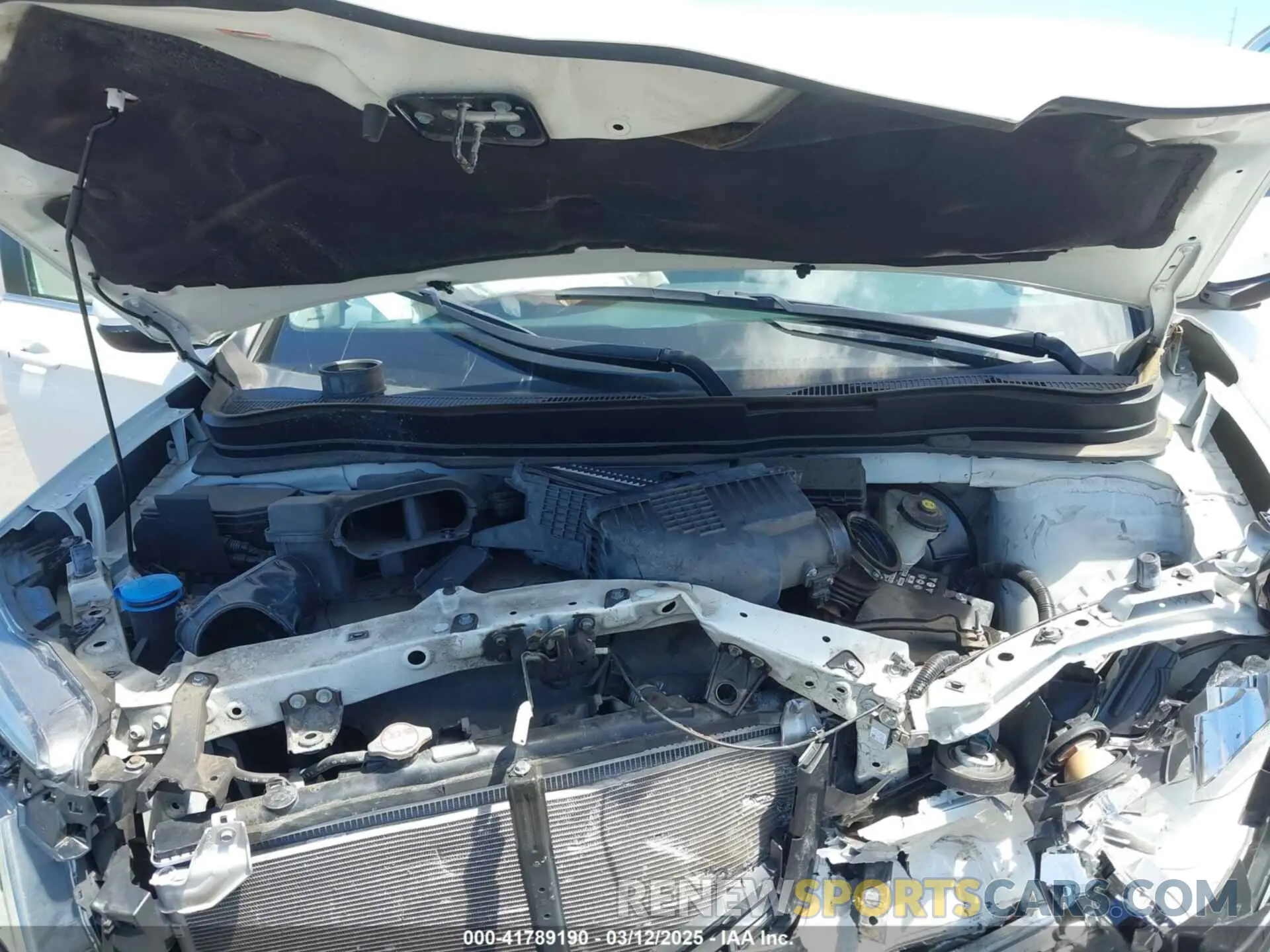 10 Photograph of a damaged car 5FPYK2F52KB004624 HONDA RIDGELINE 2019