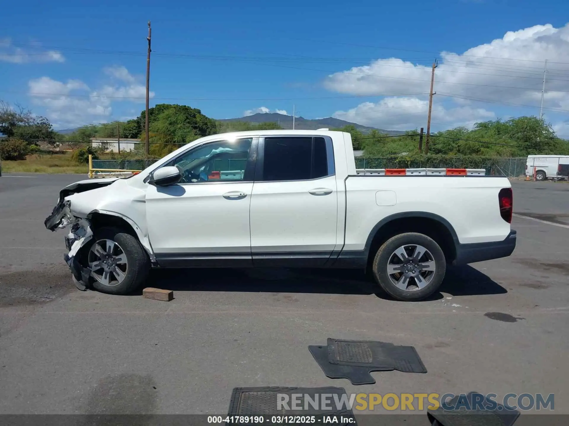 13 Photograph of a damaged car 5FPYK2F52KB004624 HONDA RIDGELINE 2019
