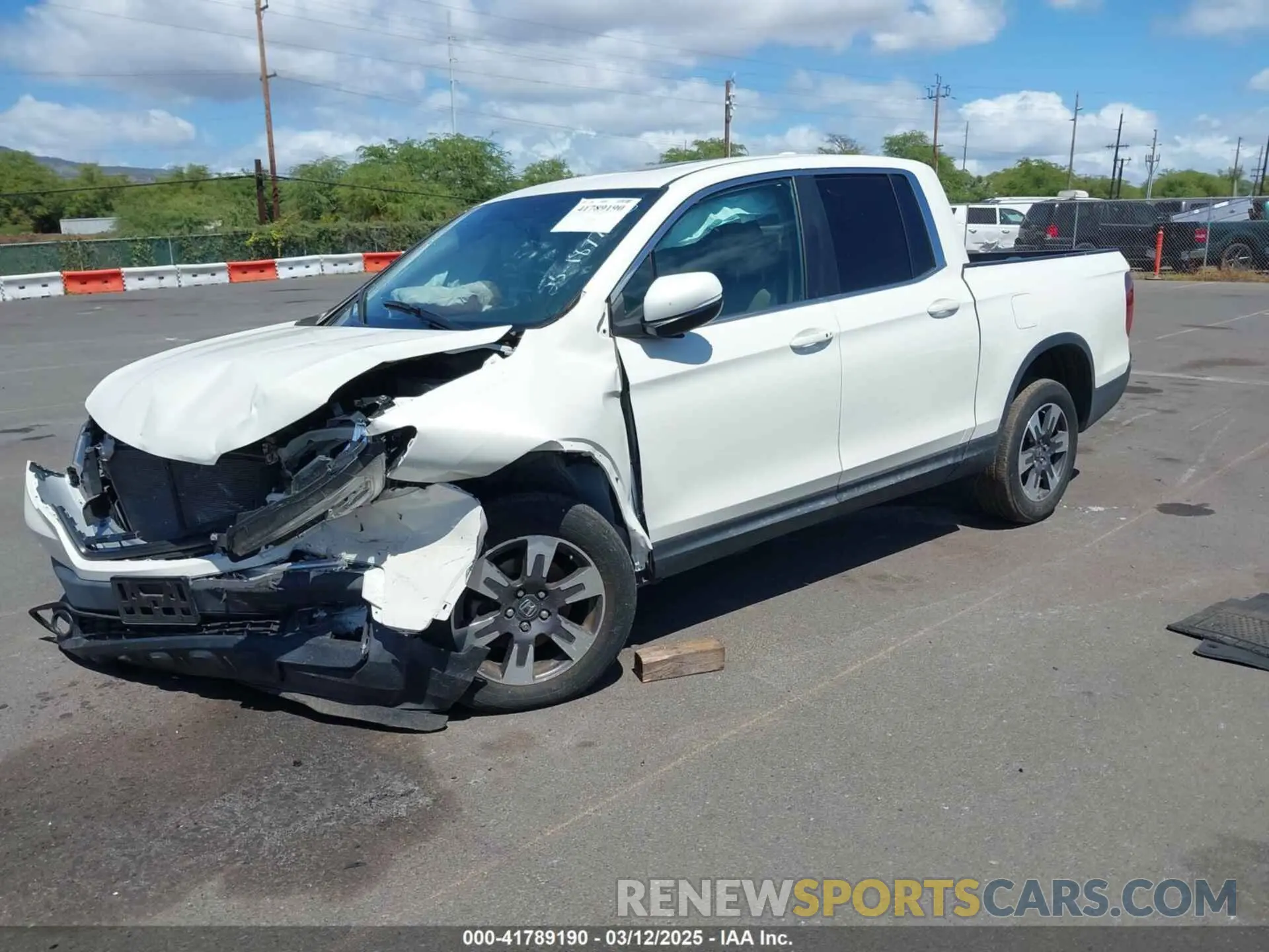 2 Photograph of a damaged car 5FPYK2F52KB004624 HONDA RIDGELINE 2019