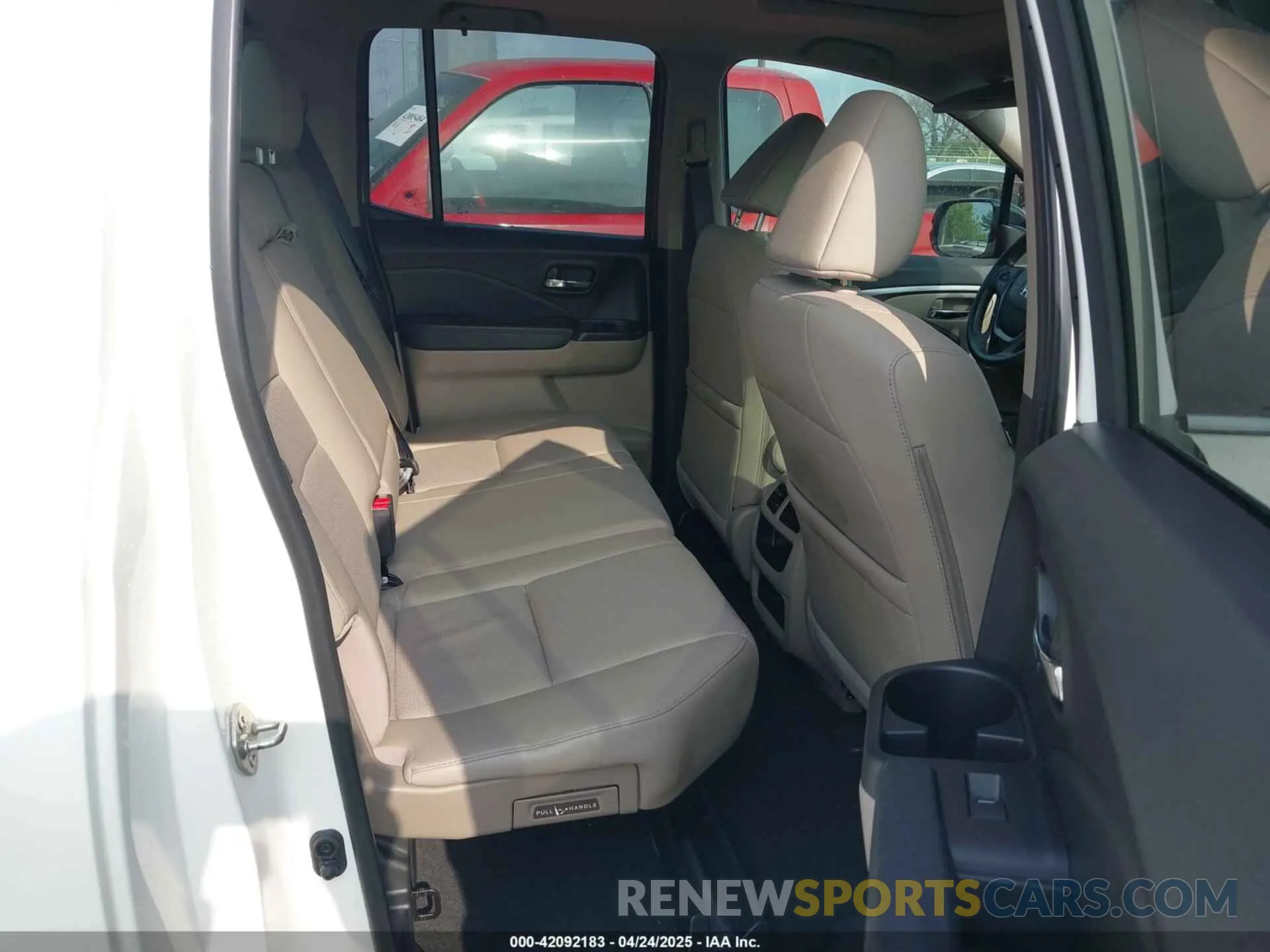 8 Photograph of a damaged car 5FPYK2F54KB007184 HONDA RIDGELINE 2019