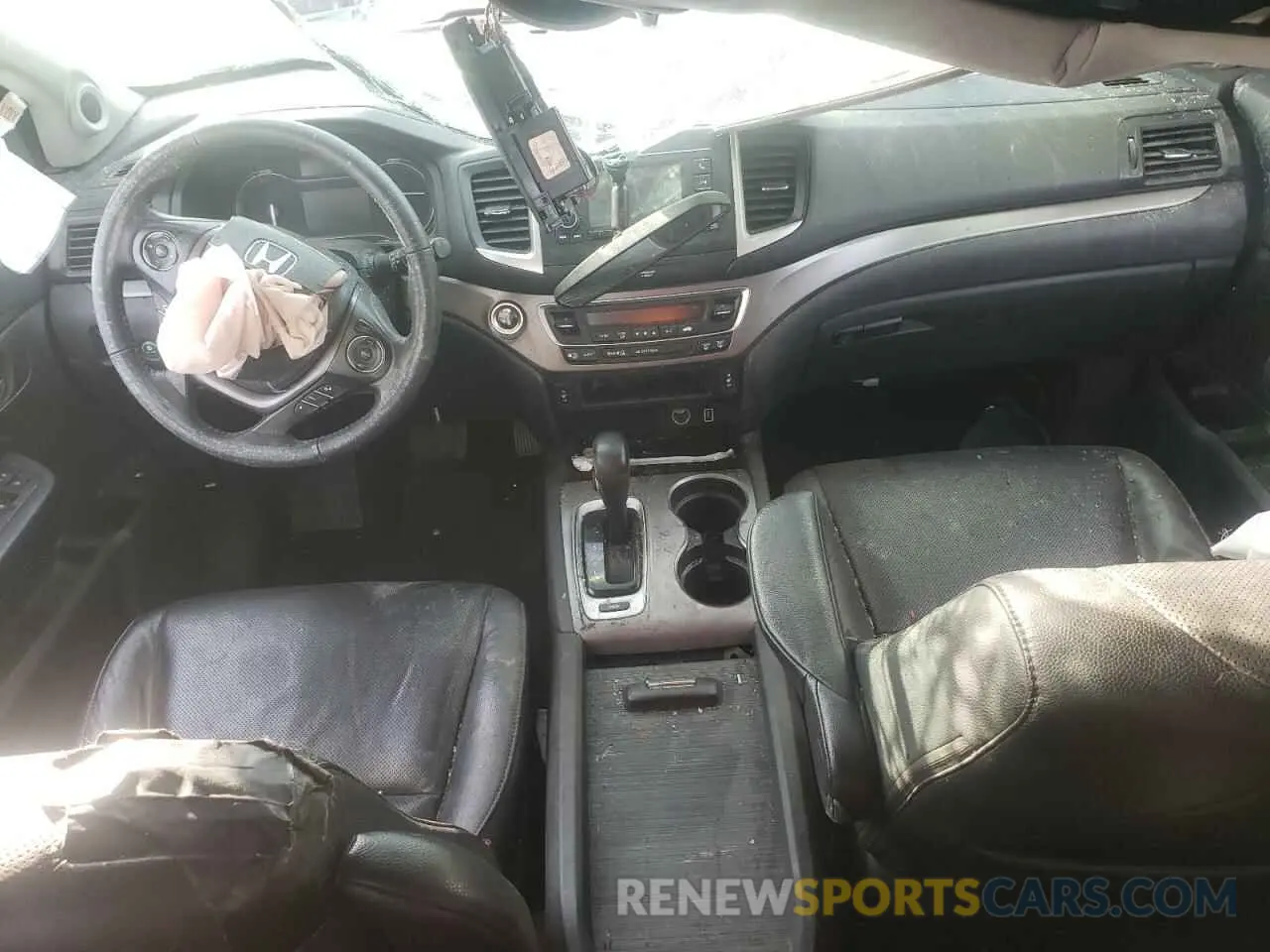 8 Photograph of a damaged car 5FPYK2F54KB007833 HONDA RIDGELINE 2019