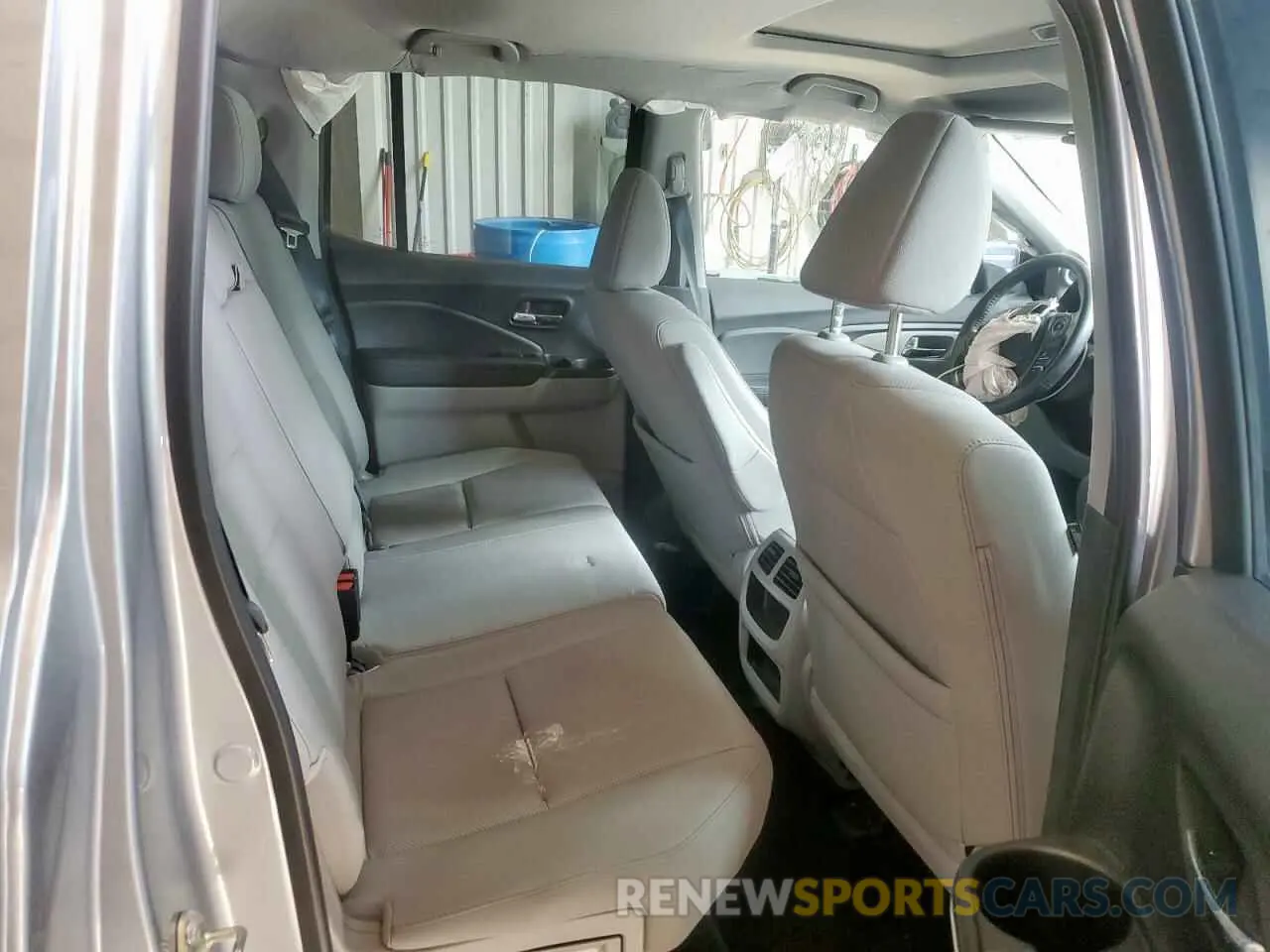 10 Photograph of a damaged car 5FPYK2F56KB008613 HONDA RIDGELINE 2019