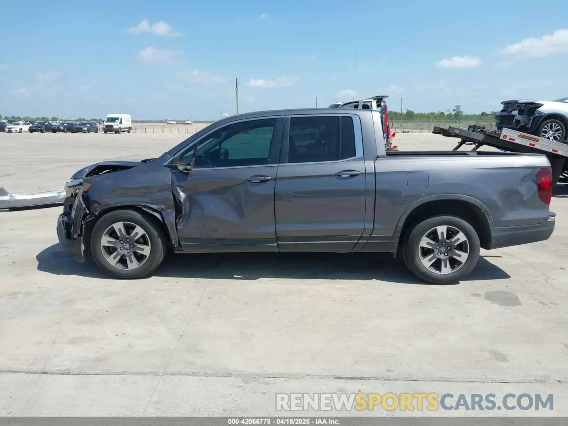 14 Photograph of a damaged car 5FPYK2F59KB004653 HONDA RIDGELINE 2019