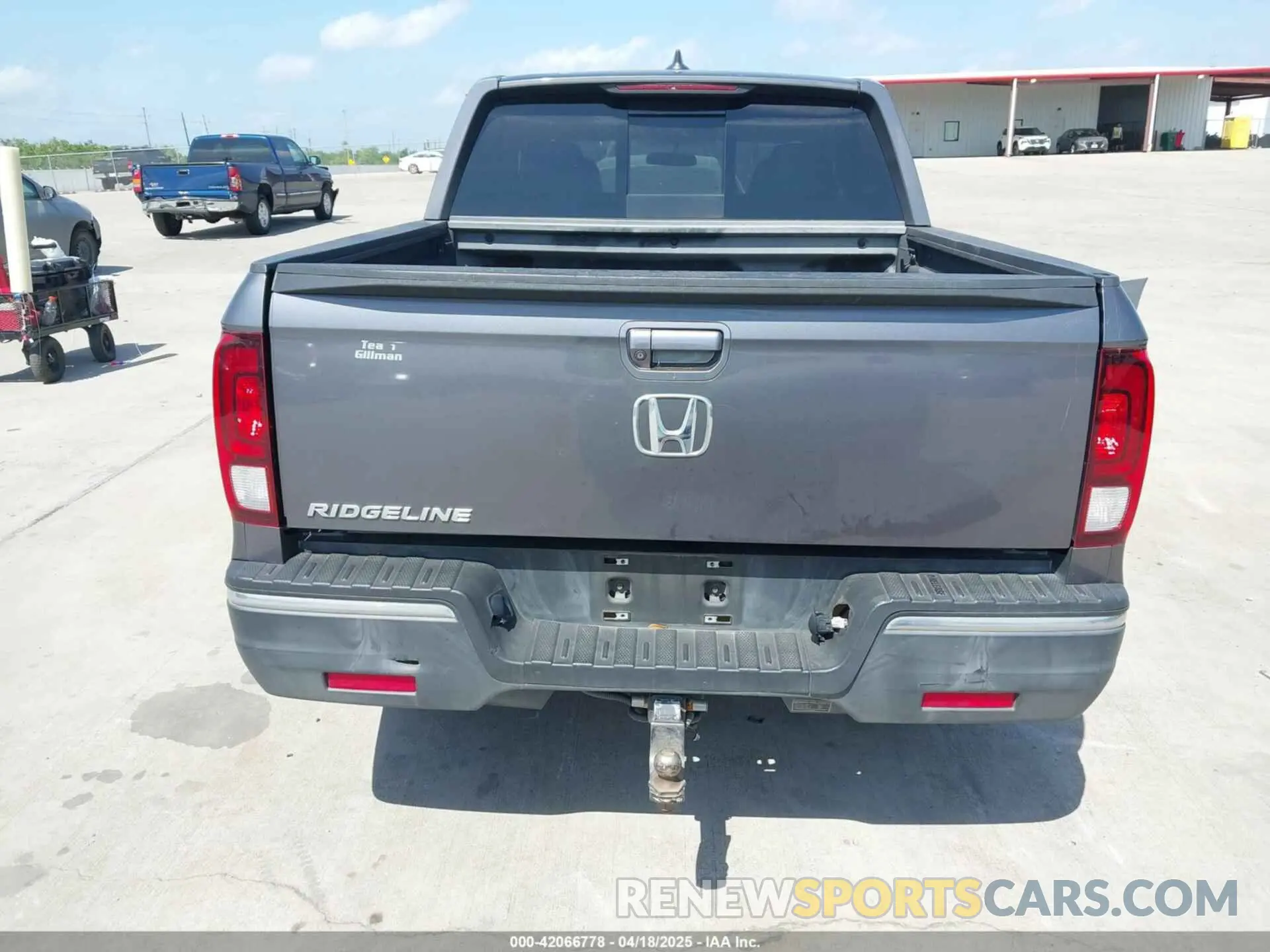 16 Photograph of a damaged car 5FPYK2F59KB004653 HONDA RIDGELINE 2019