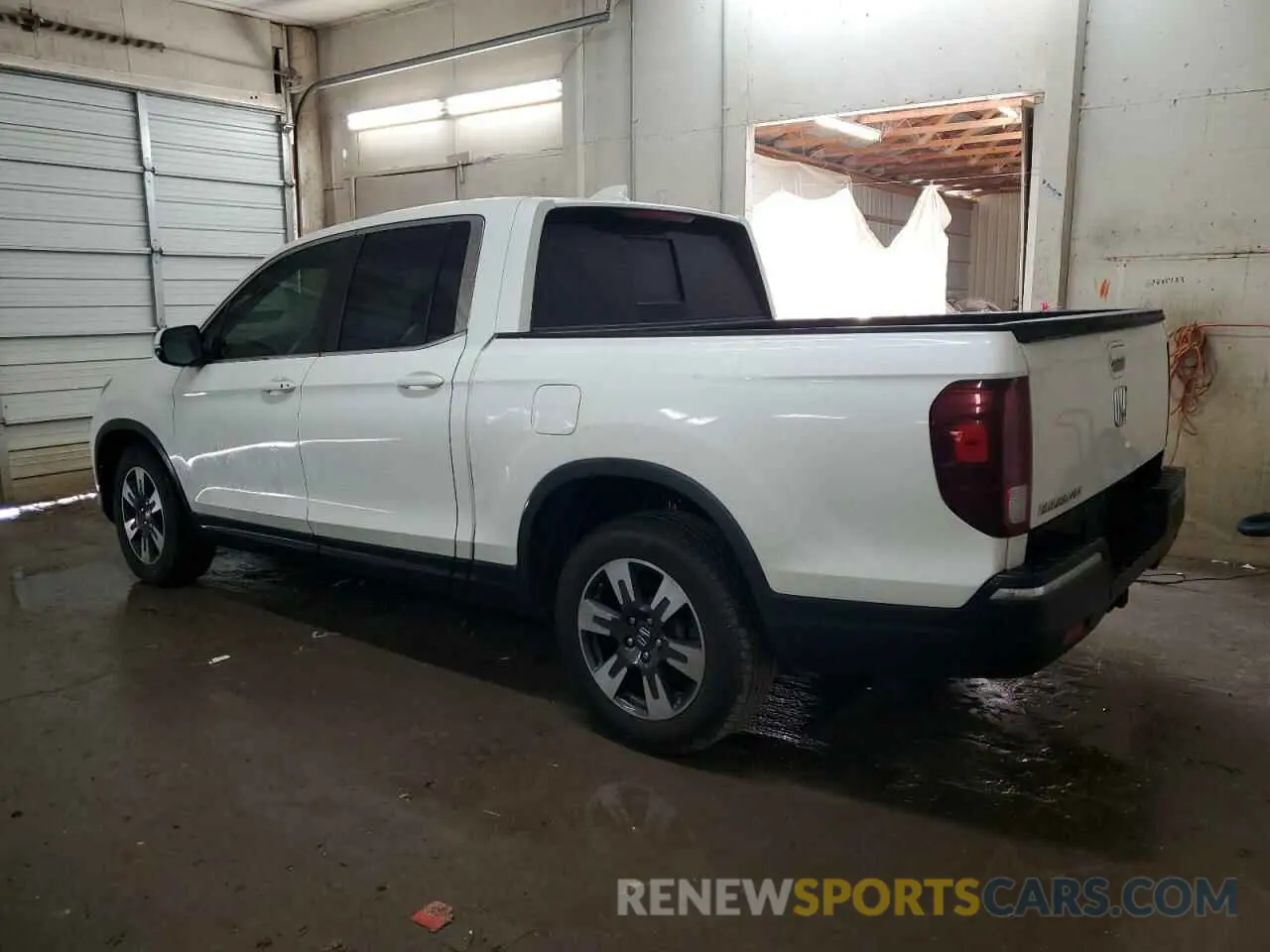 2 Photograph of a damaged car 5FPYK2F60KB001455 HONDA RIDGELINE 2019