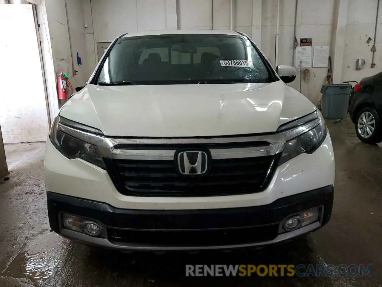 5 Photograph of a damaged car 5FPYK2F60KB001455 HONDA RIDGELINE 2019