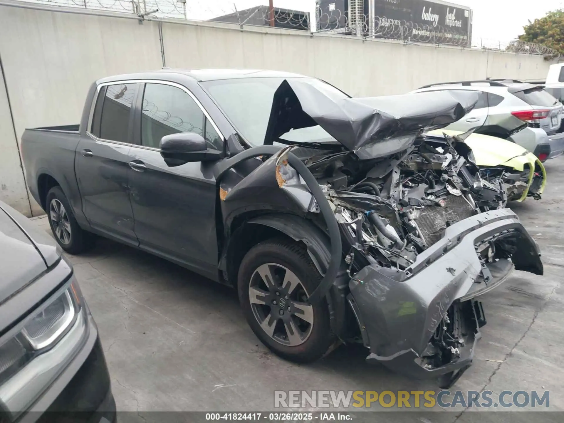 1 Photograph of a damaged car 5FPYK2F64KB007002 HONDA RIDGELINE 2019