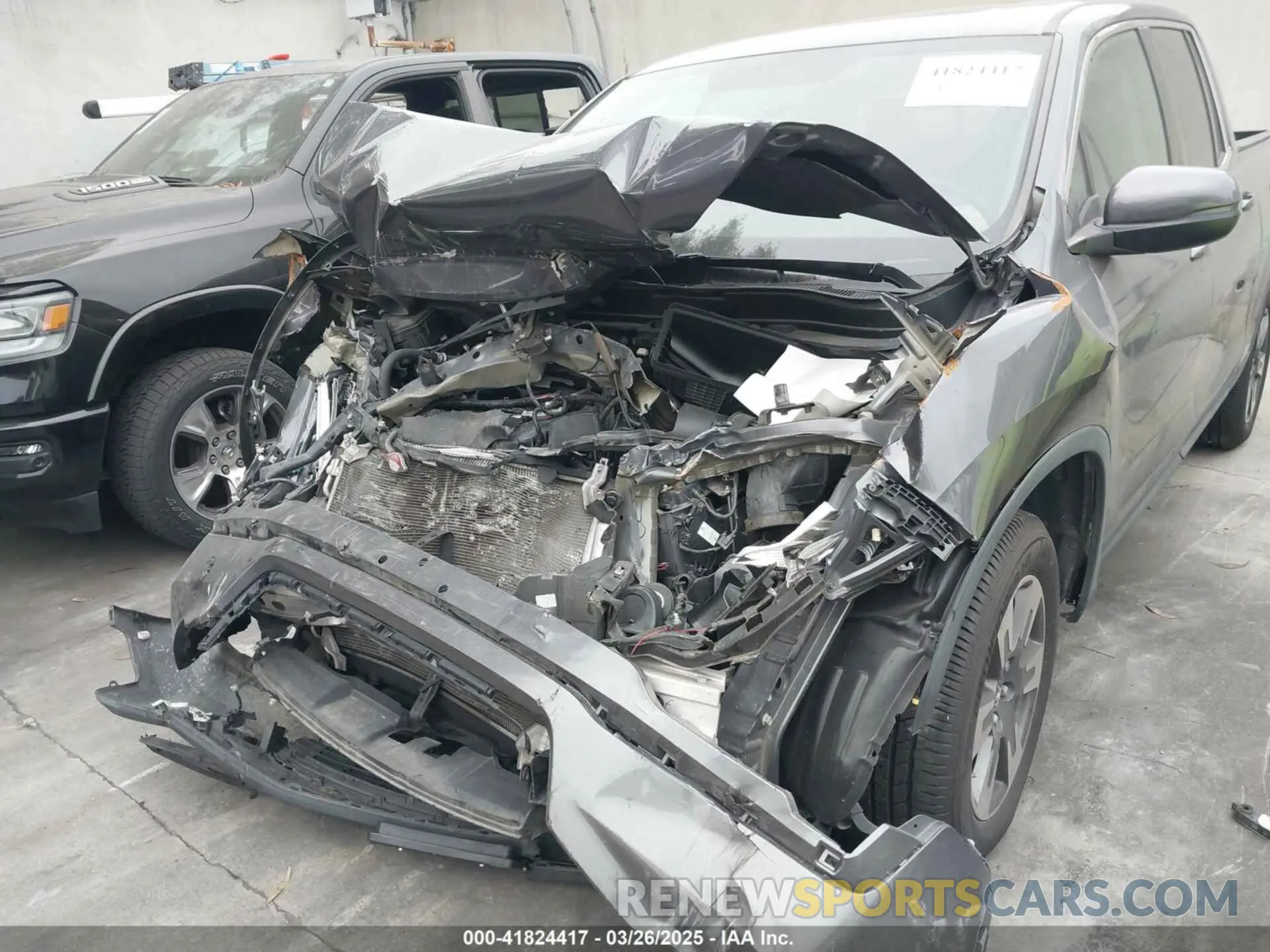 6 Photograph of a damaged car 5FPYK2F64KB007002 HONDA RIDGELINE 2019