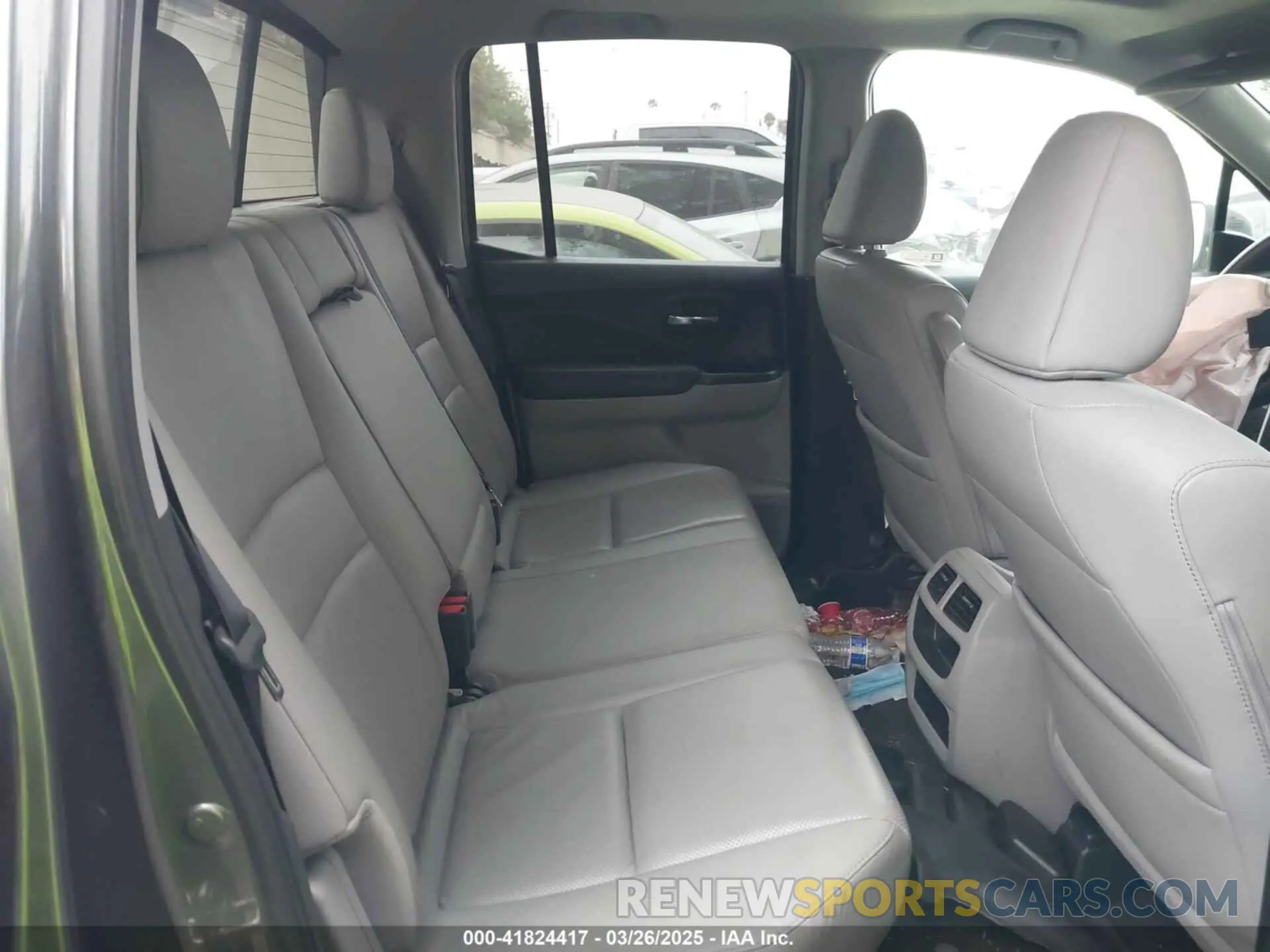 8 Photograph of a damaged car 5FPYK2F64KB007002 HONDA RIDGELINE 2019