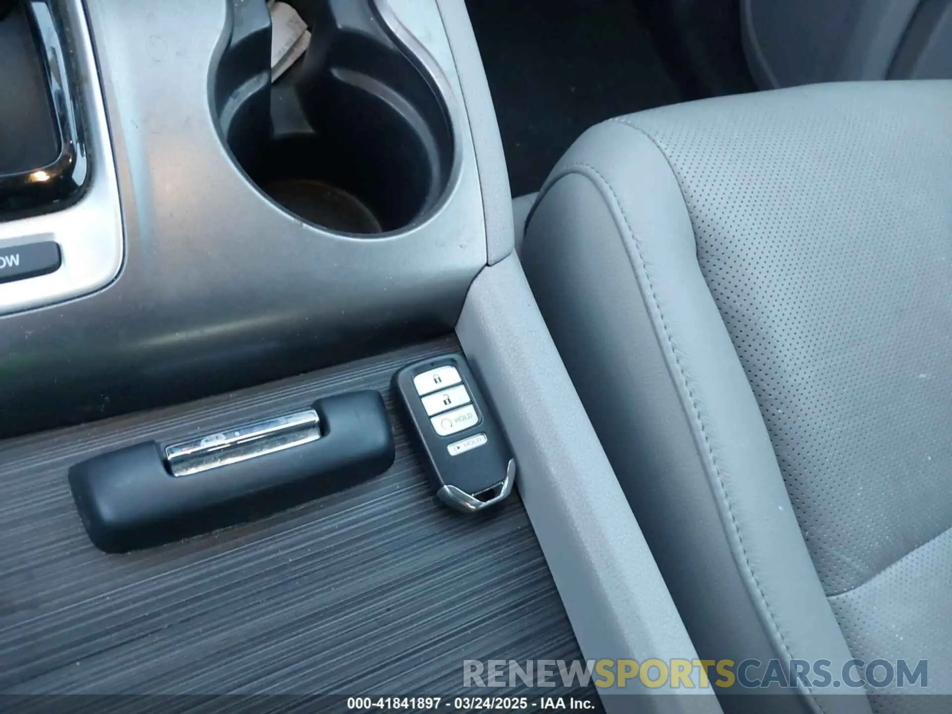 11 Photograph of a damaged car 5FPYK2F66KB007213 HONDA RIDGELINE 2019