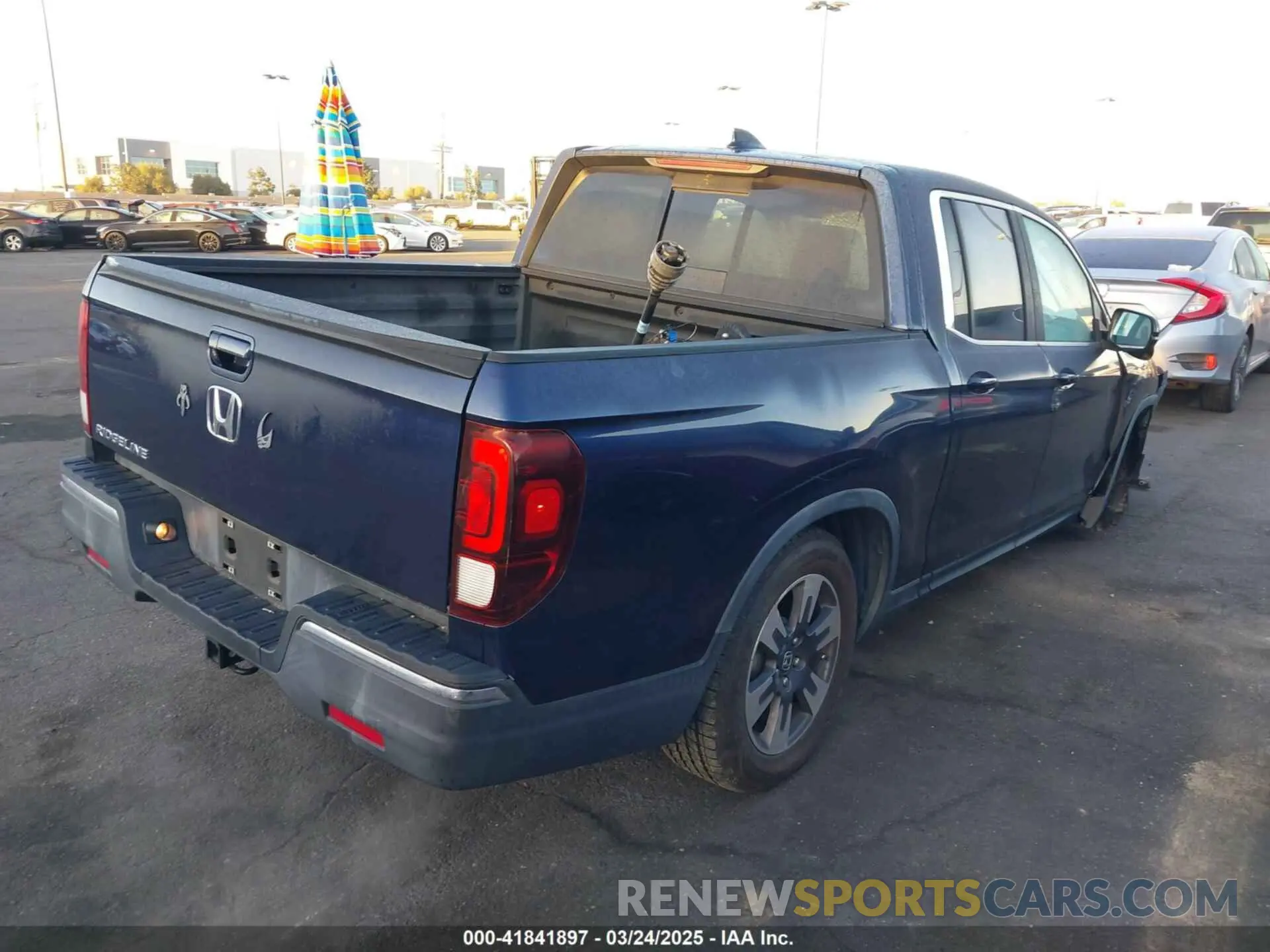 4 Photograph of a damaged car 5FPYK2F66KB007213 HONDA RIDGELINE 2019