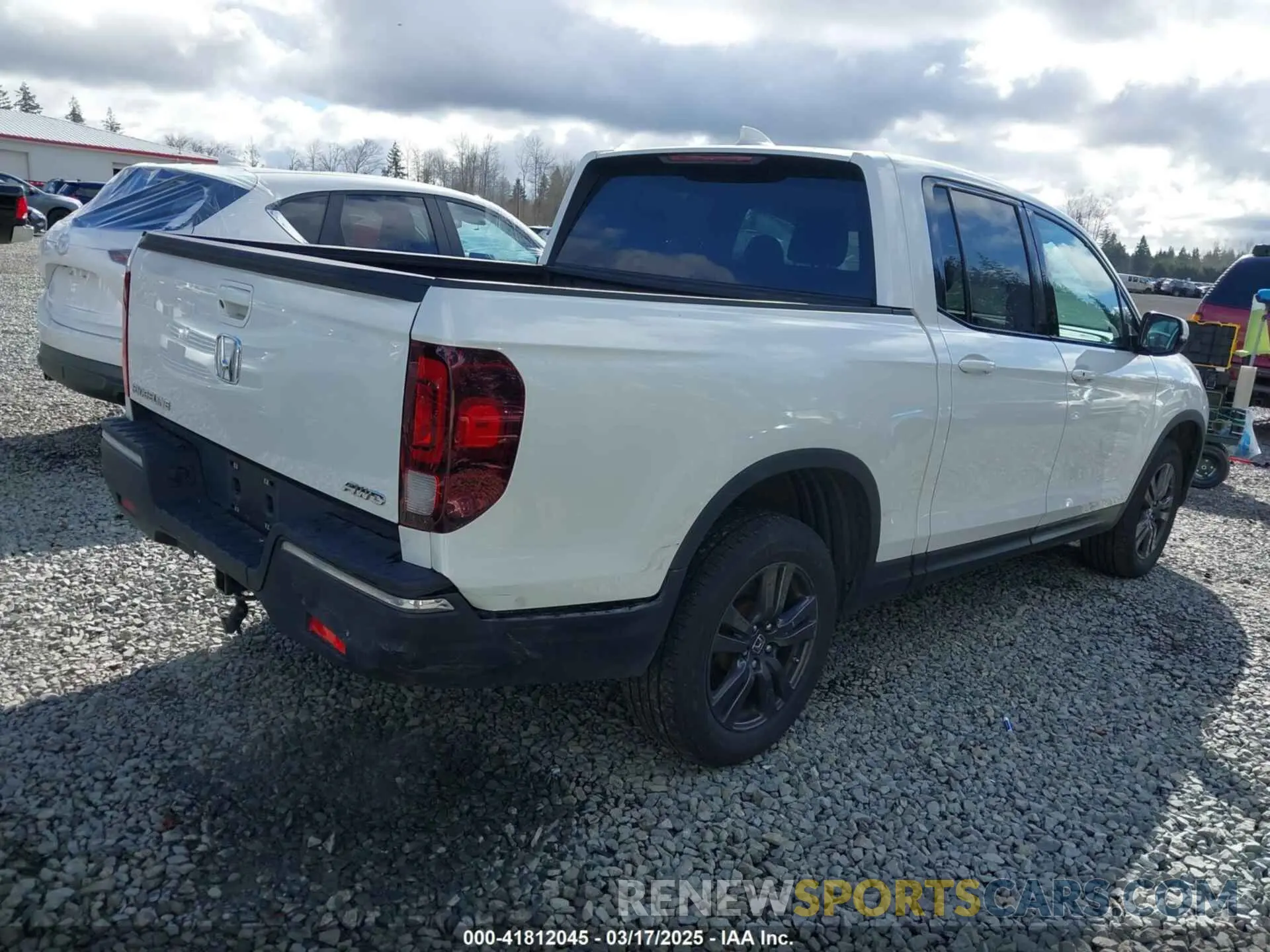4 Photograph of a damaged car 5FPYK3F10KB045515 HONDA RIDGELINE 2019