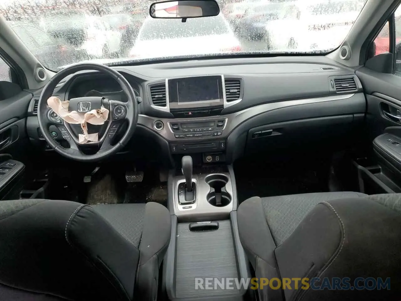 8 Photograph of a damaged car 5FPYK3F13KB505041 HONDA RIDGELINE 2019
