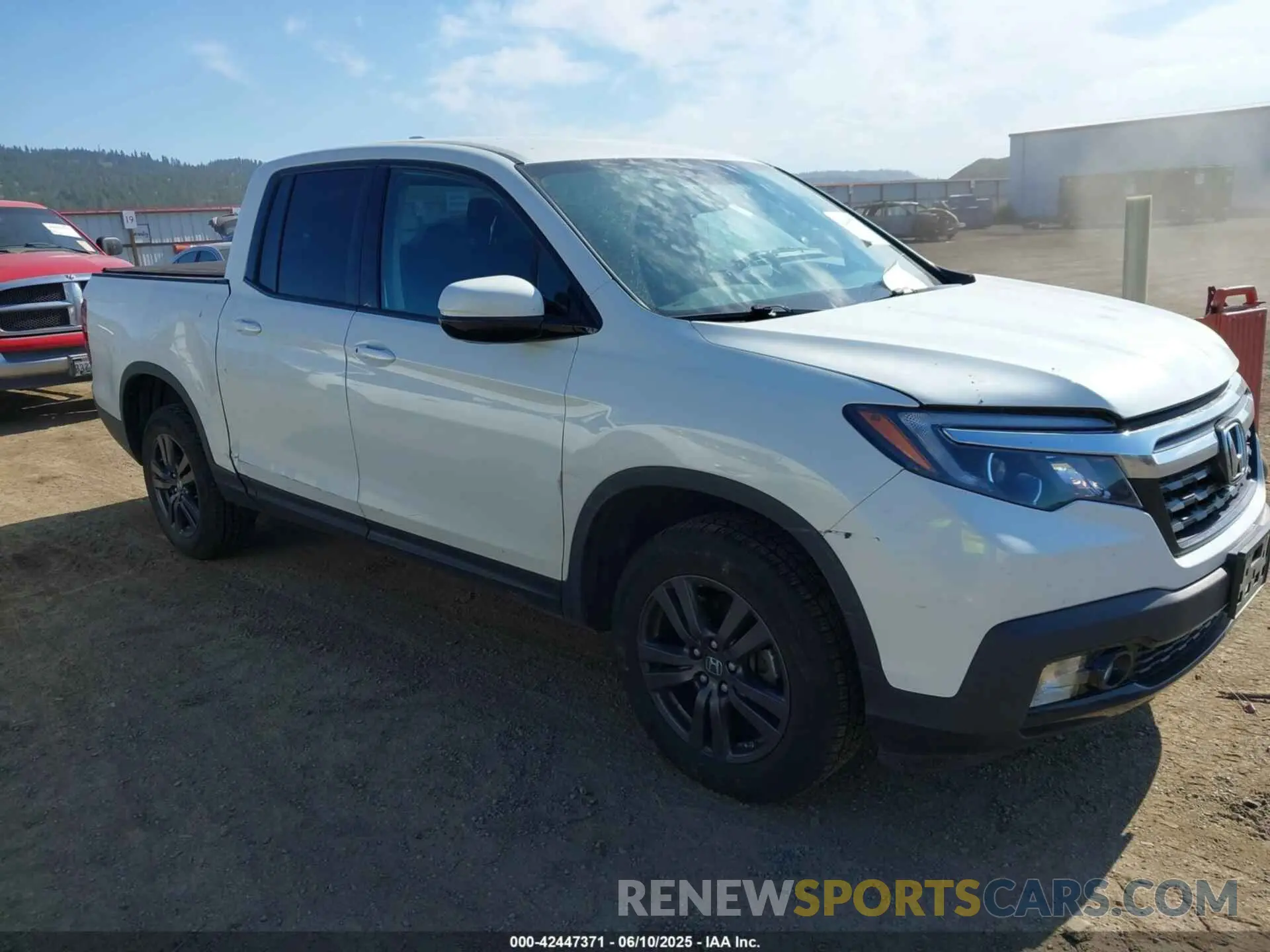 1 Photograph of a damaged car 5FPYK3F14KB045761 HONDA RIDGELINE 2019