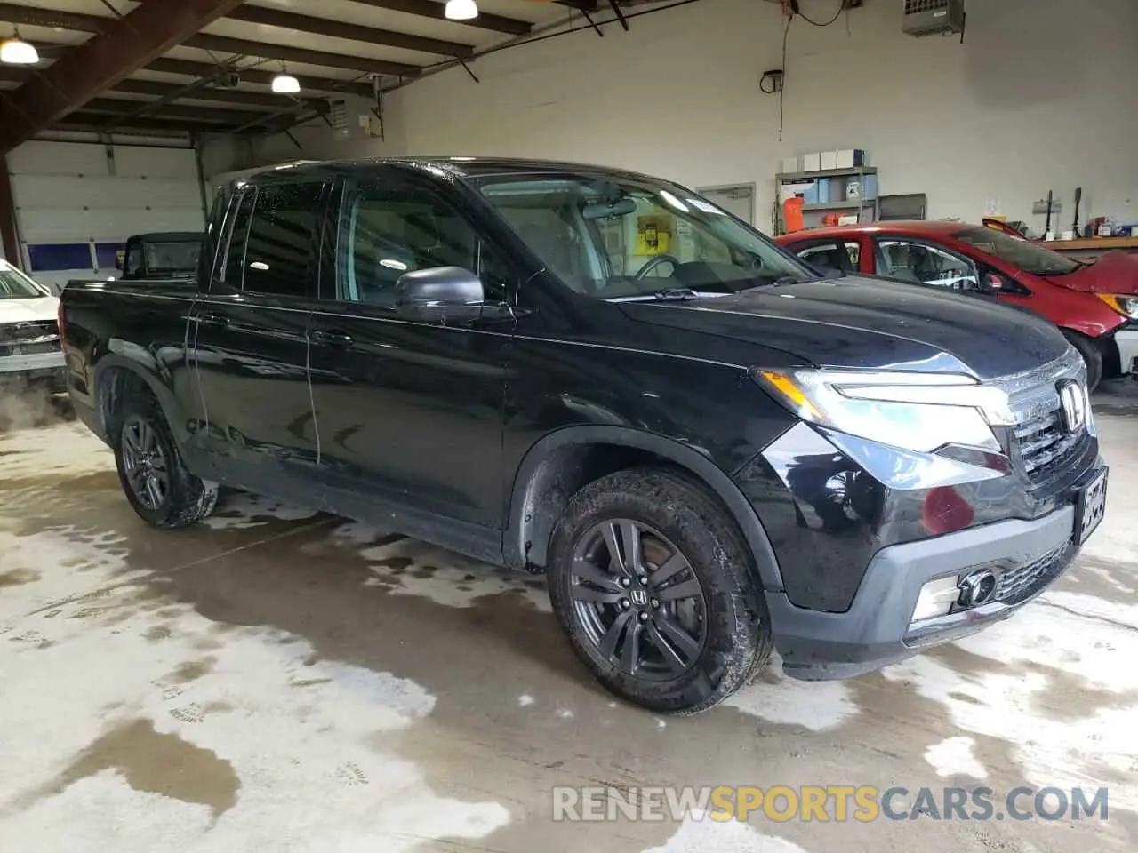 4 Photograph of a damaged car 5FPYK3F16KB045731 HONDA RIDGELINE 2019