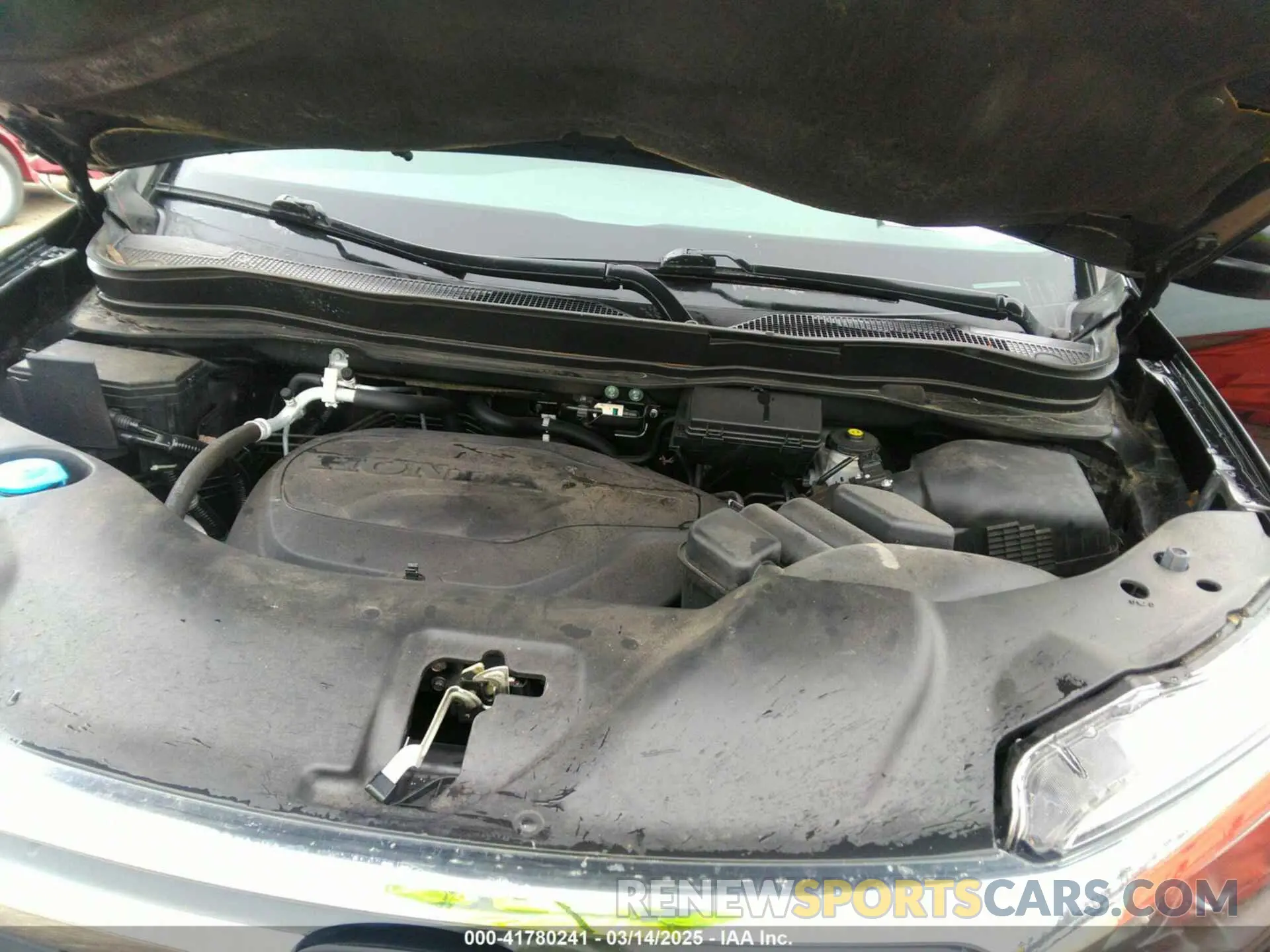 10 Photograph of a damaged car 5FPYK3F16KB047298 HONDA RIDGELINE 2019
