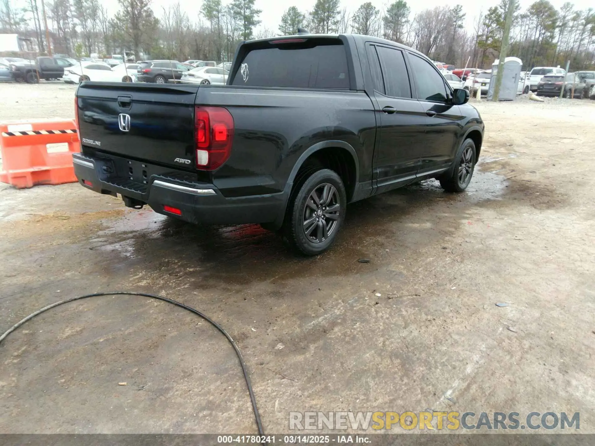 4 Photograph of a damaged car 5FPYK3F16KB047298 HONDA RIDGELINE 2019