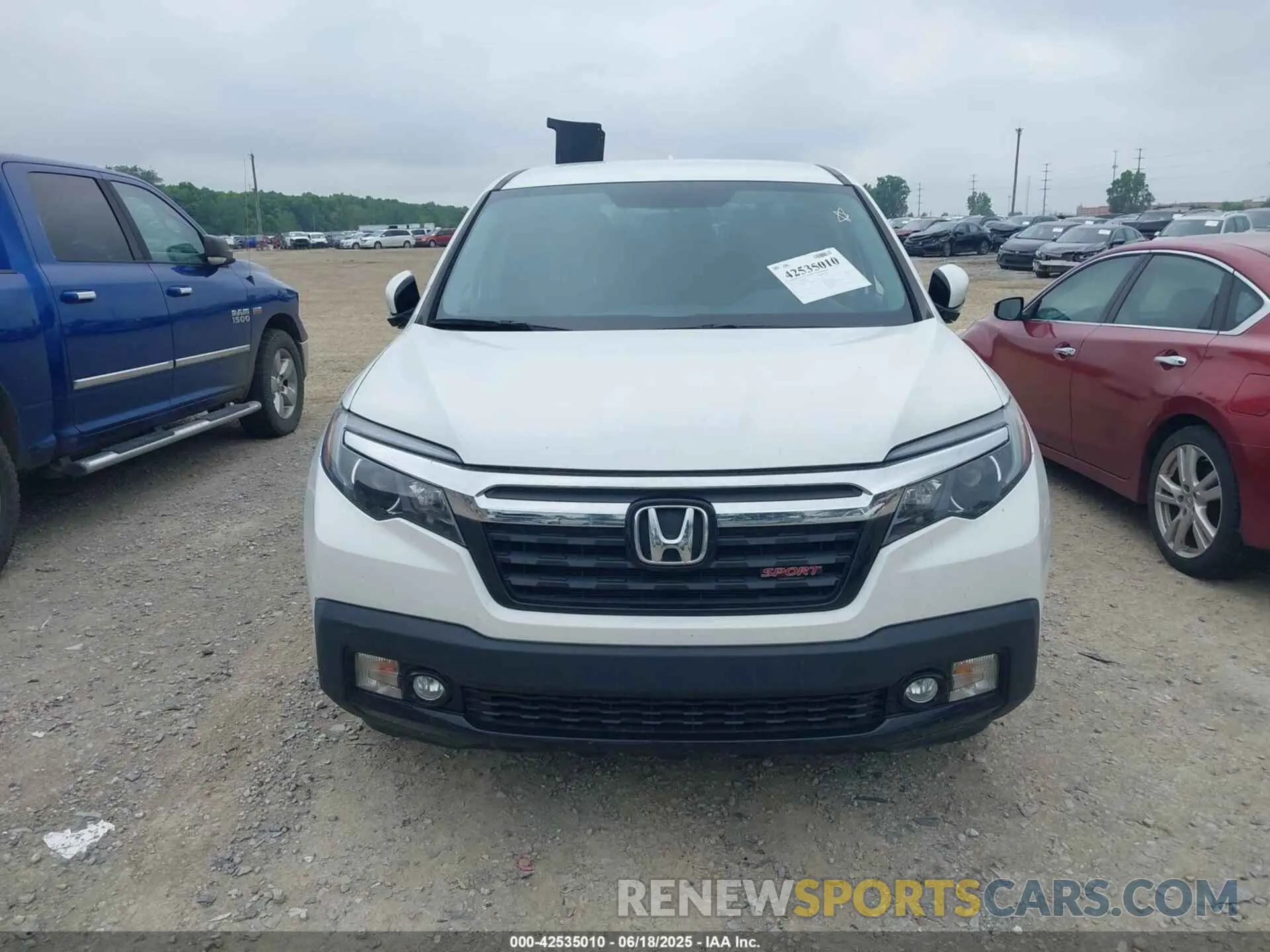 13 Photograph of a damaged car 5FPYK3F18KB046976 HONDA RIDGELINE 2019