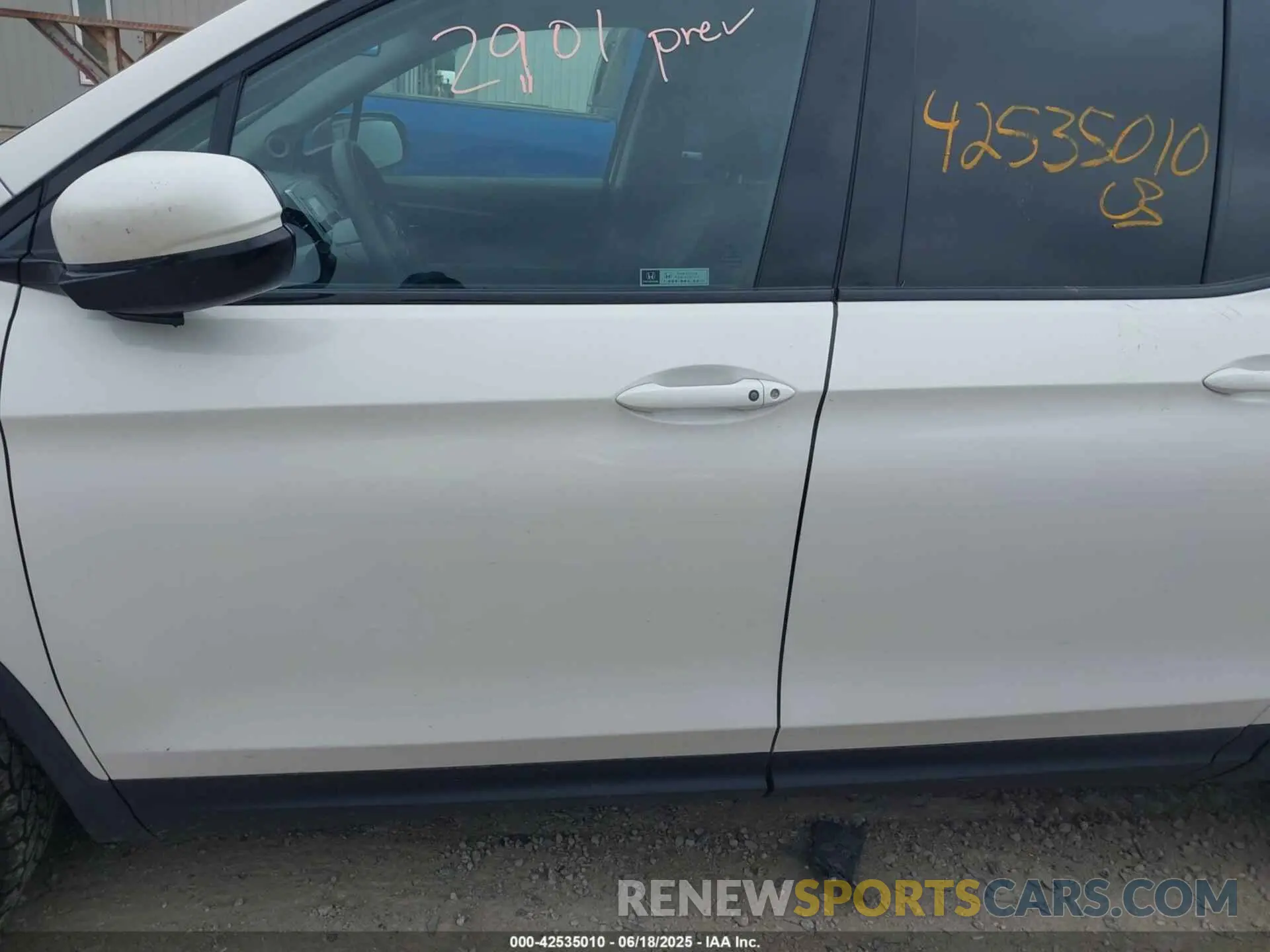 15 Photograph of a damaged car 5FPYK3F18KB046976 HONDA RIDGELINE 2019