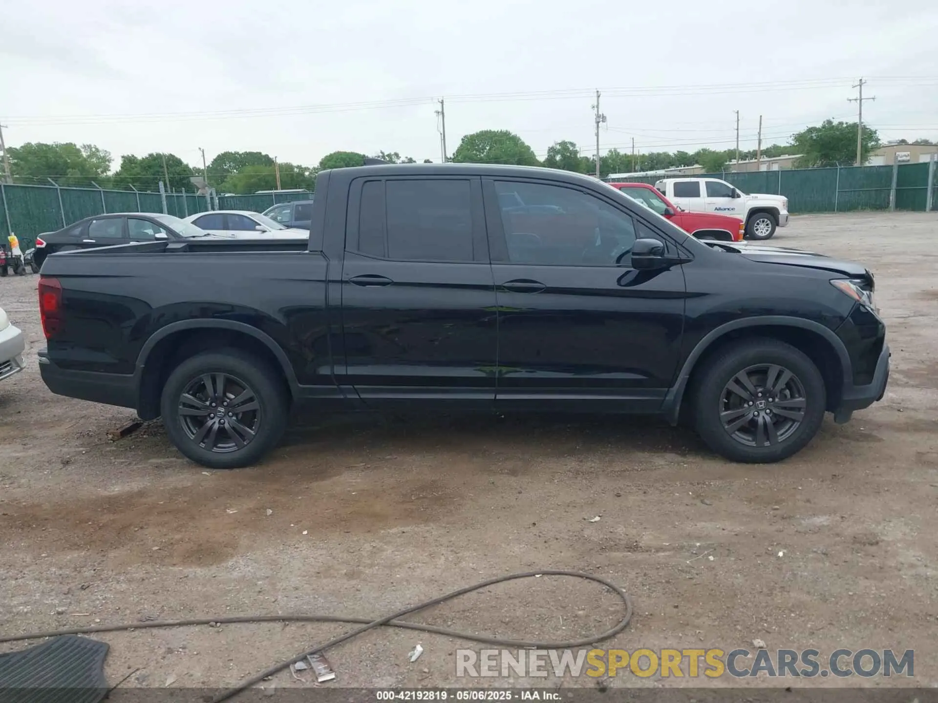 13 Photograph of a damaged car 5FPYK3F18KB047139 HONDA RIDGELINE 2019