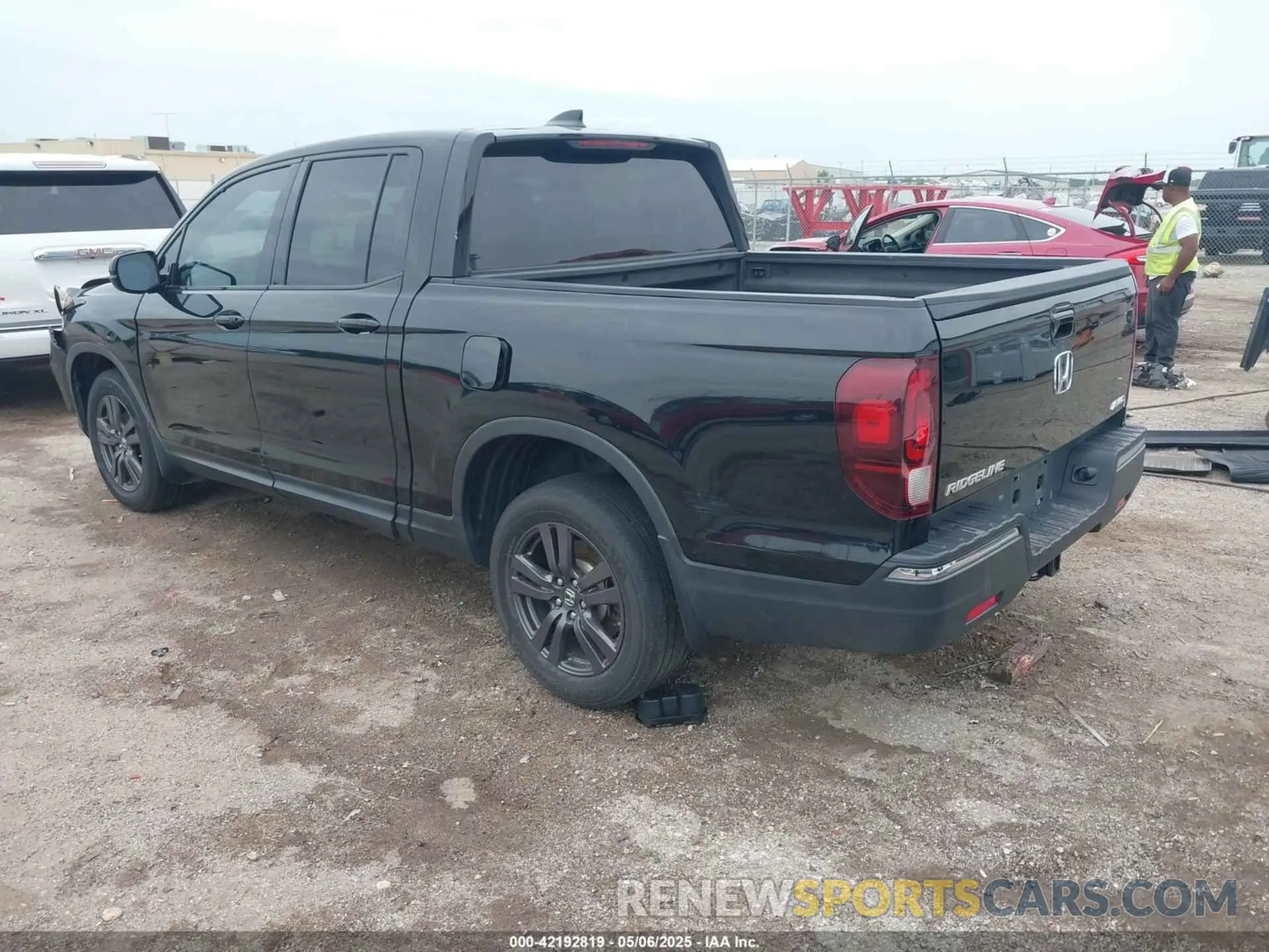 3 Photograph of a damaged car 5FPYK3F18KB047139 HONDA RIDGELINE 2019