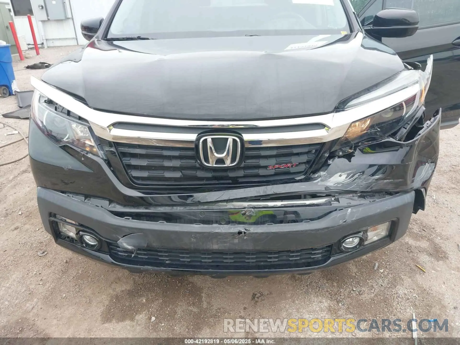 6 Photograph of a damaged car 5FPYK3F18KB047139 HONDA RIDGELINE 2019
