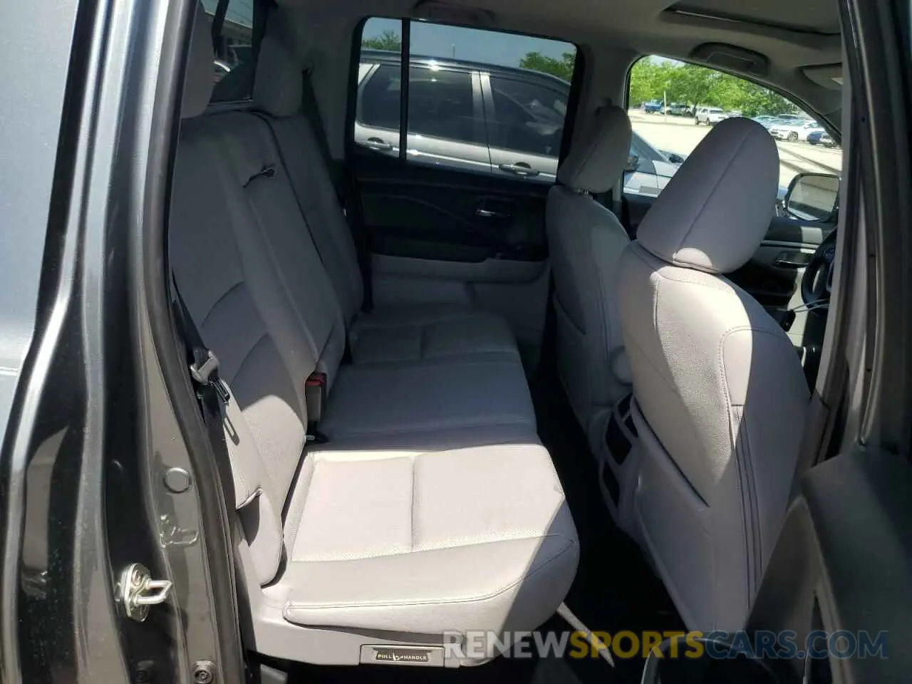 10 Photograph of a damaged car 5FPYK3F51KB026815 HONDA RIDGELINE 2019