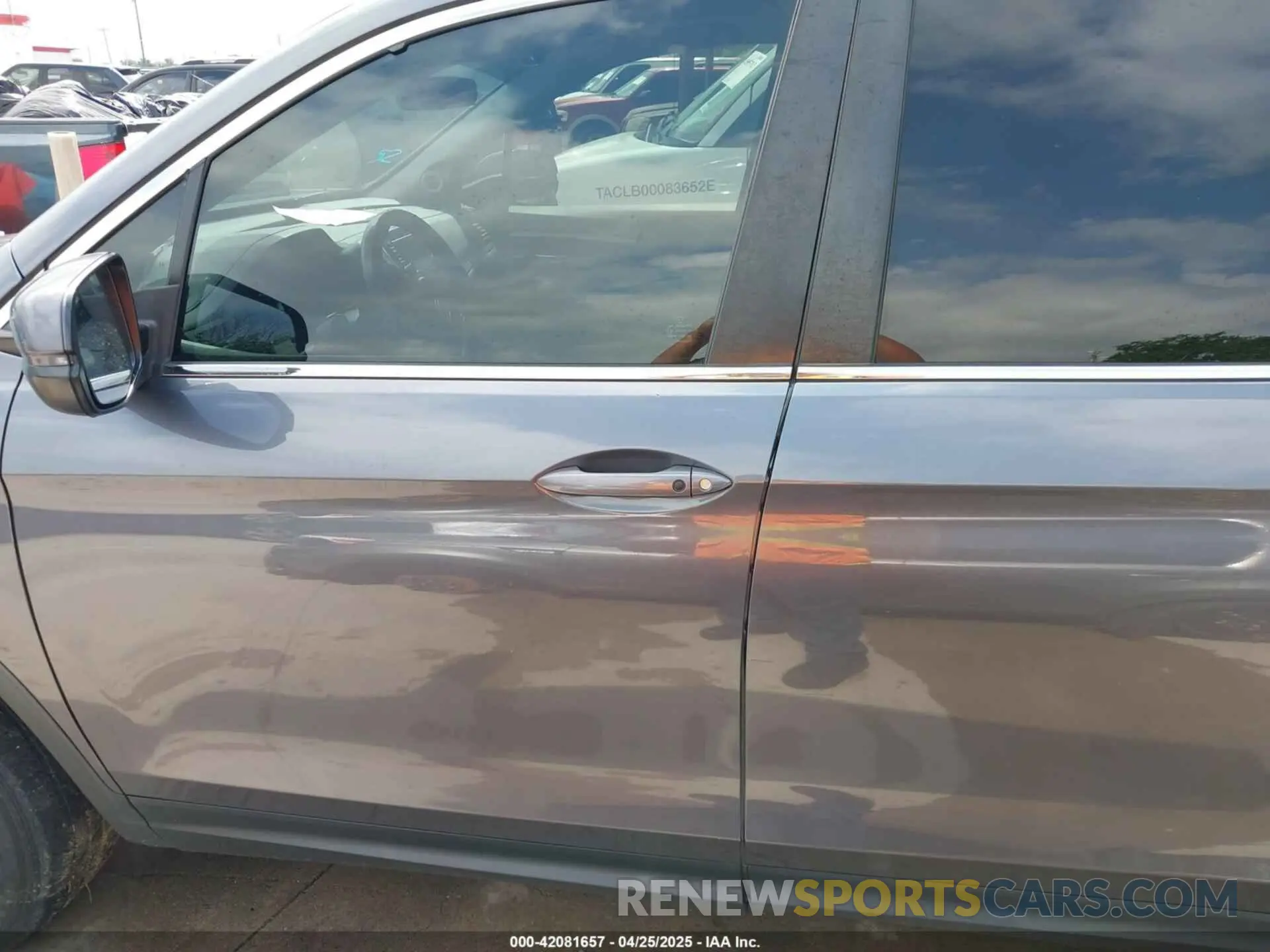13 Photograph of a damaged car 5FPYK3F53KB044524 HONDA RIDGELINE 2019