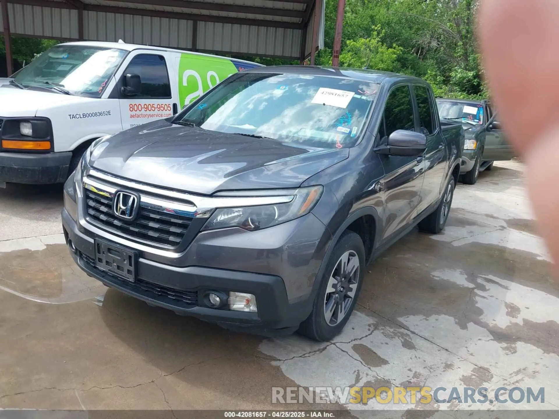 2 Photograph of a damaged car 5FPYK3F53KB044524 HONDA RIDGELINE 2019