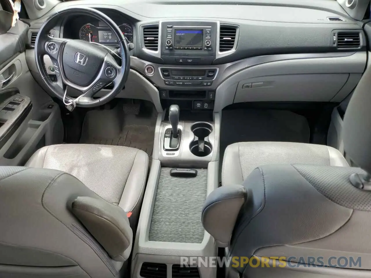 8 Photograph of a damaged car 5FPYK3F55KB005630 HONDA RIDGELINE 2019