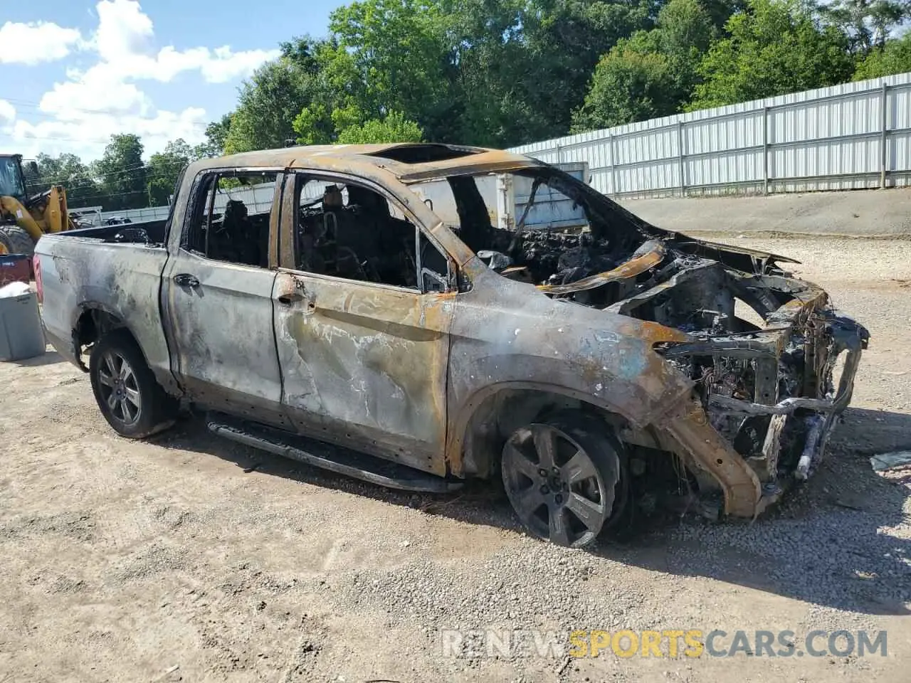 4 Photograph of a damaged car 5FPYK3F56KB043187 HONDA RIDGELINE 2019