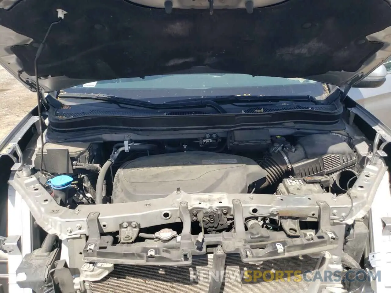 11 Photograph of a damaged car 5FPYK3F57KB048575 HONDA RIDGELINE 2019
