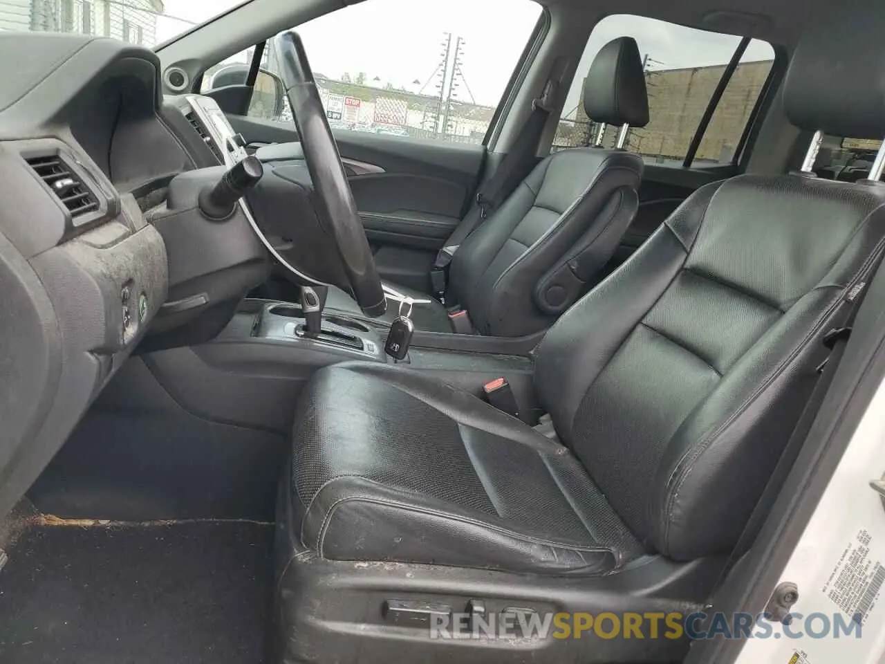 7 Photograph of a damaged car 5FPYK3F5XKB047209 HONDA RIDGELINE 2019