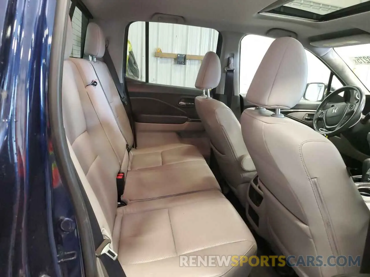 10 Photograph of a damaged car 5FPYK3F61KB027312 HONDA RIDGELINE 2019