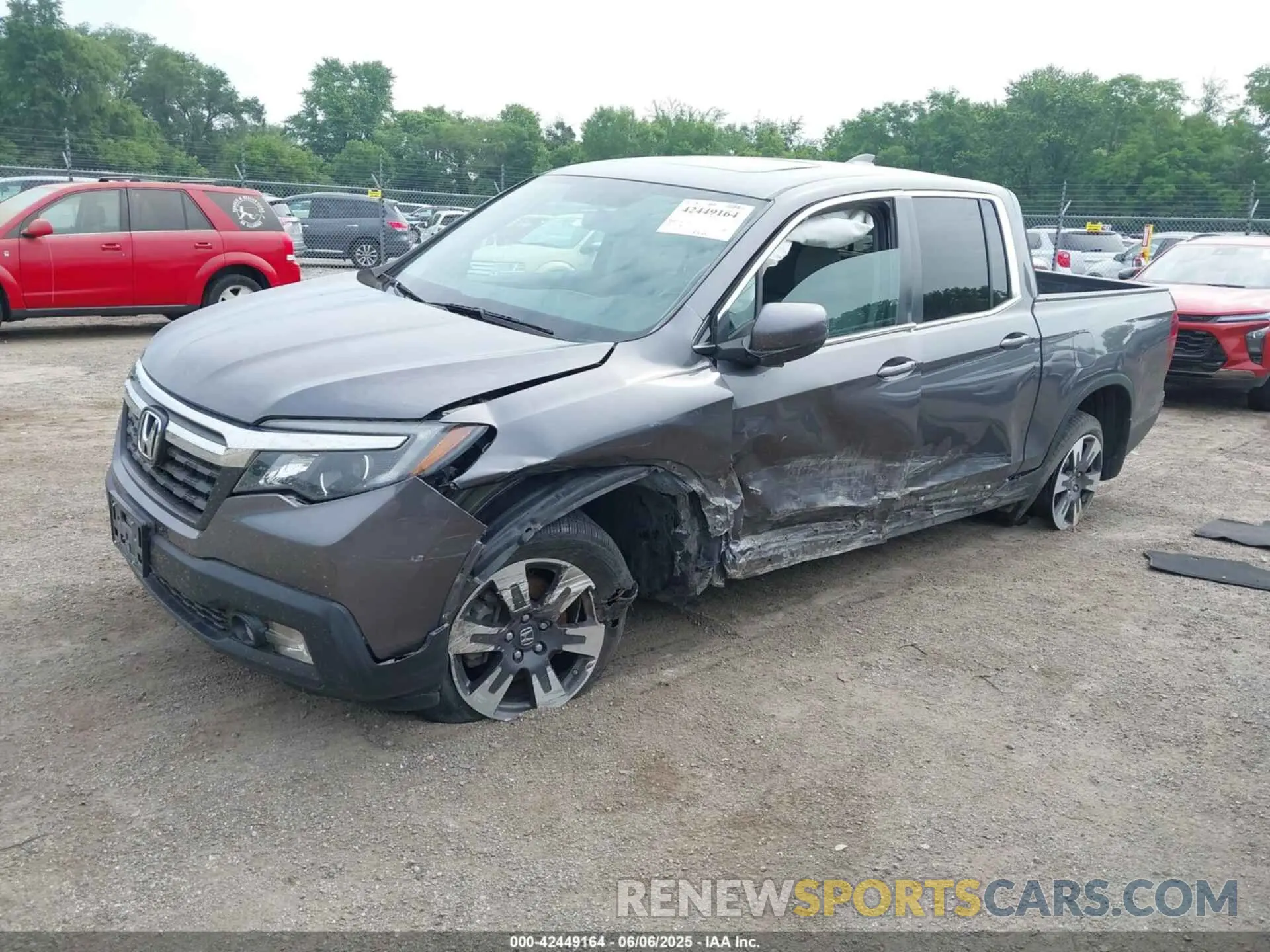 2 Photograph of a damaged car 5FPYK3F67KB026570 HONDA RIDGELINE 2019