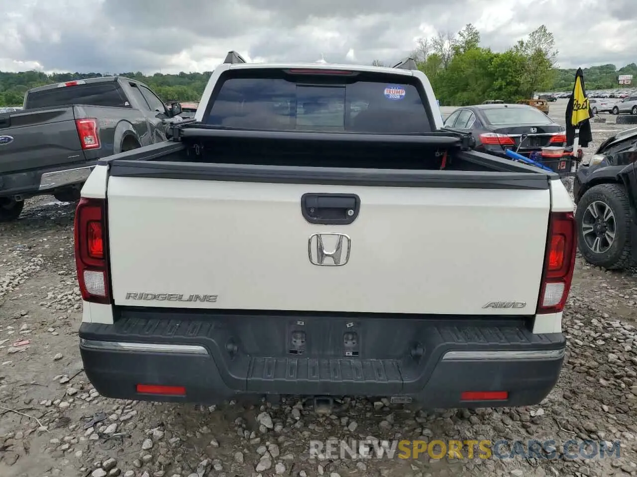 6 Photograph of a damaged car 5FPYK3F67KB027766 HONDA RIDGELINE 2019